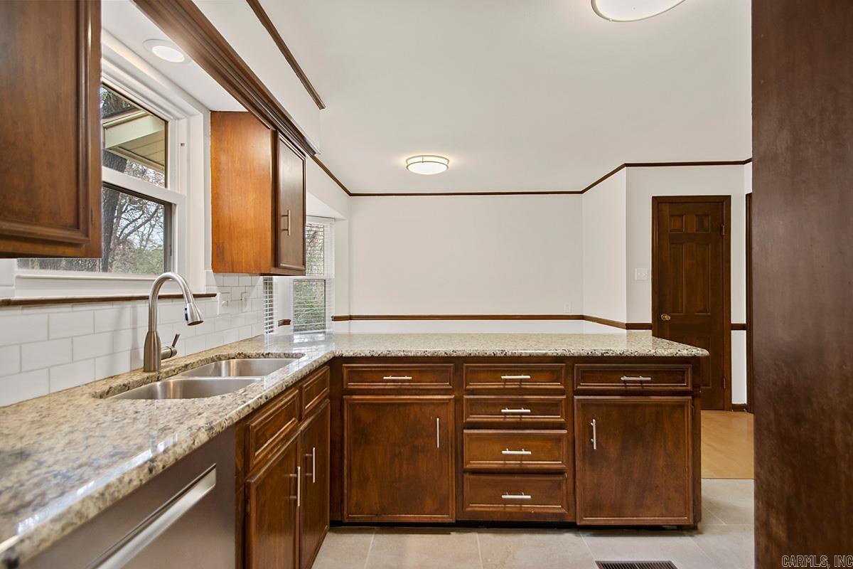 LEAWOOD MTN - Residential