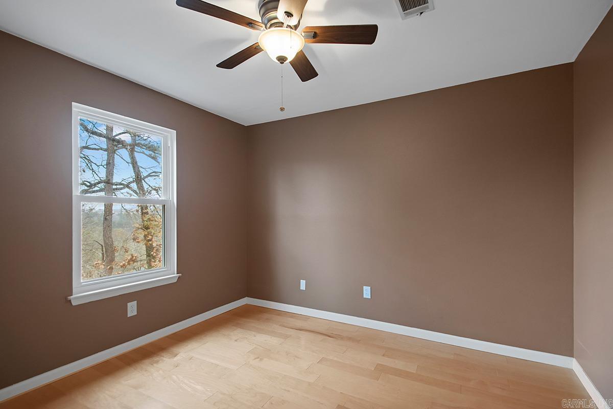 LEAWOOD MTN - Residential