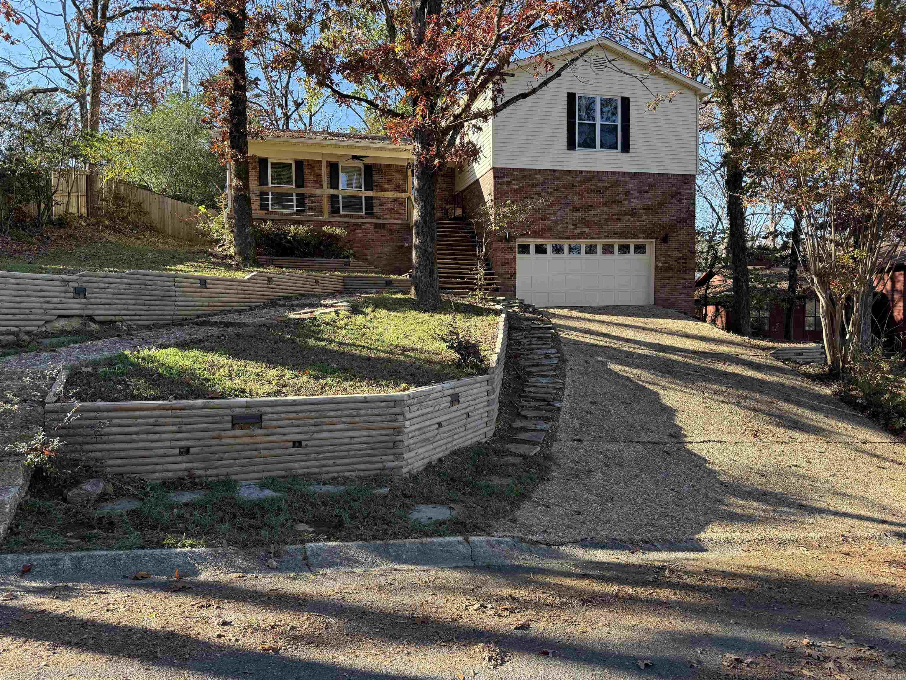 LEAWOOD MTN - Residential