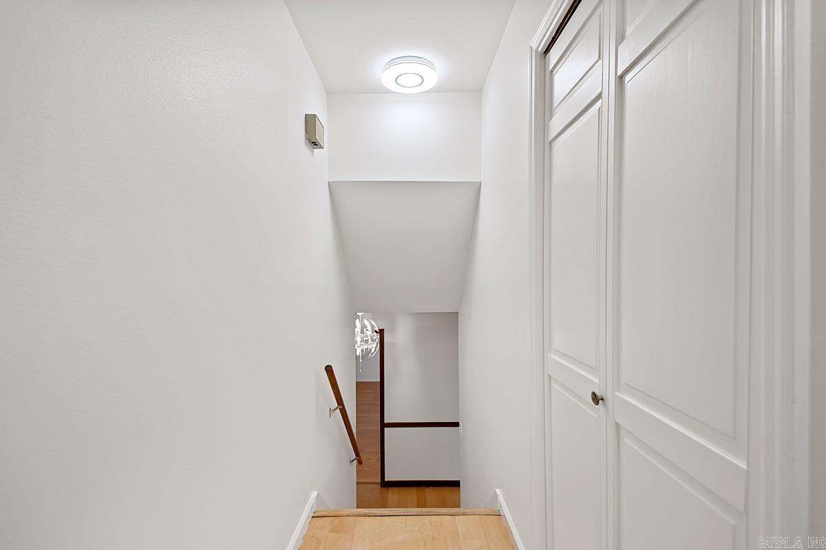 LEAWOOD MTN - Residential