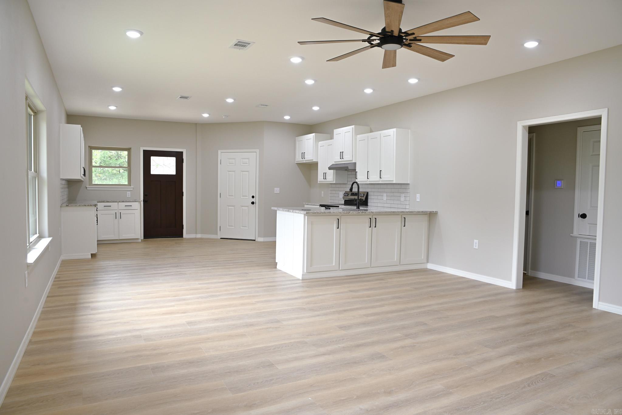 TIMBER RIDGE EAST - Residential