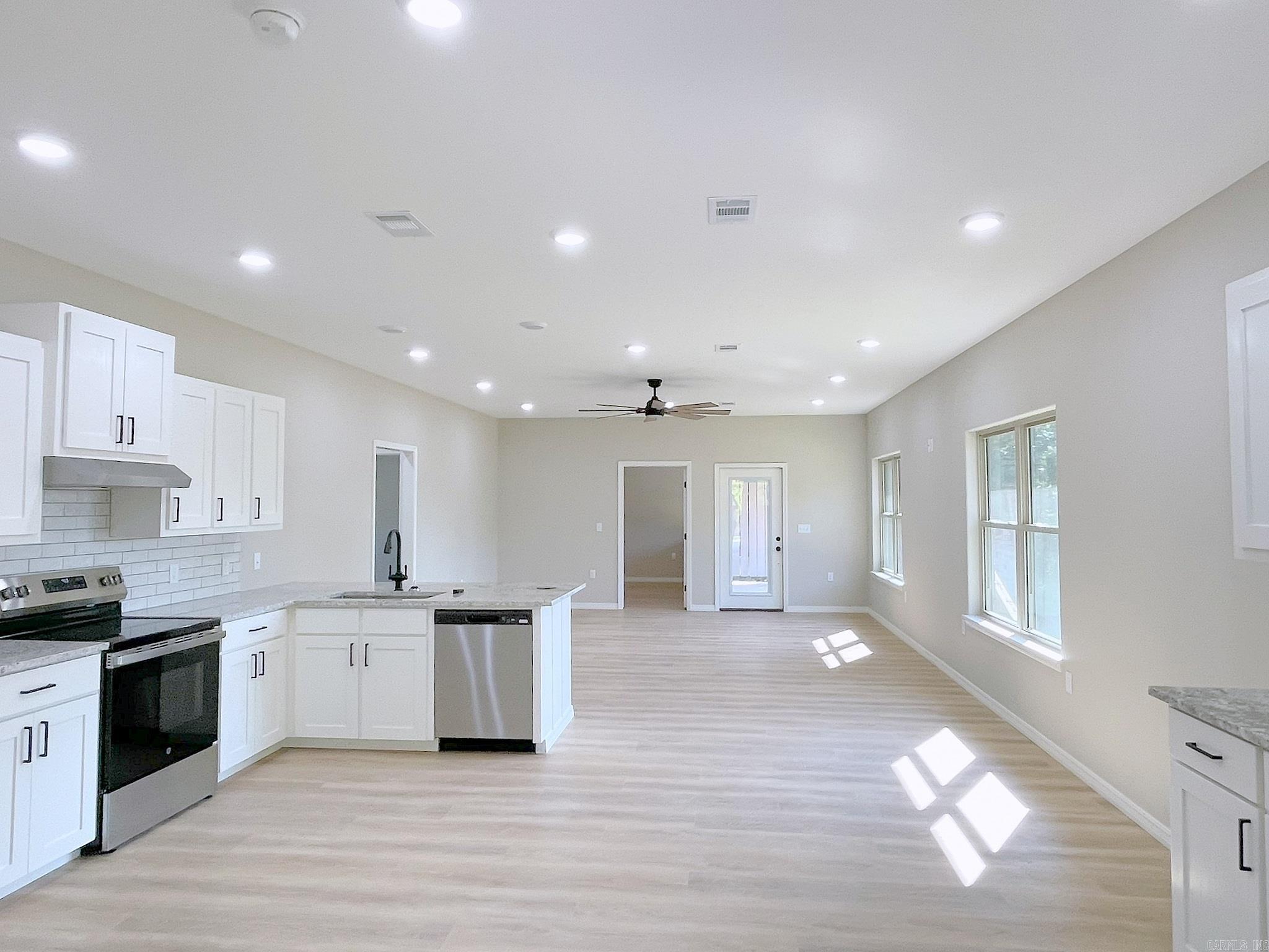 TIMBER RIDGE EAST - Residential