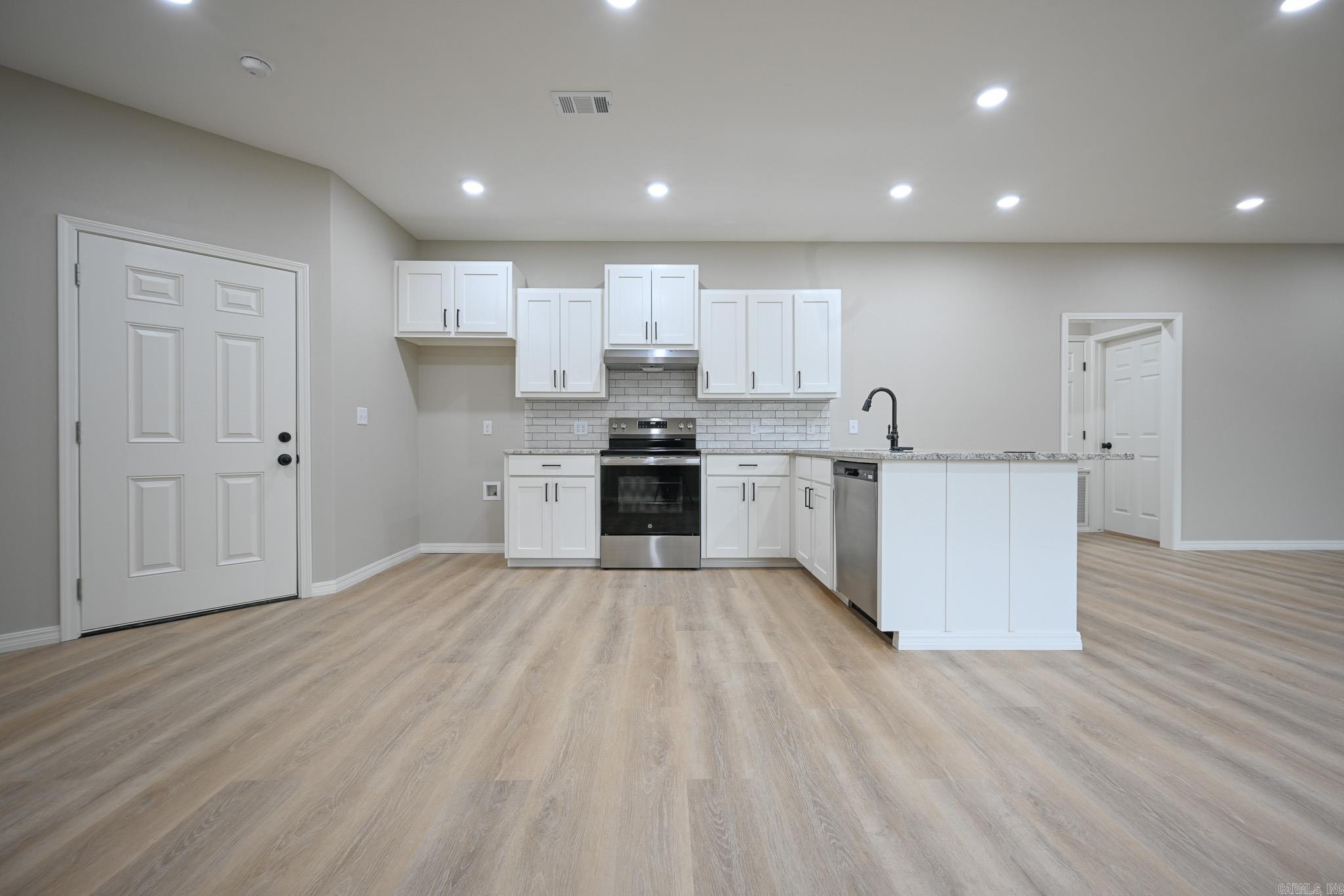 TIMBER RIDGE EAST - Residential