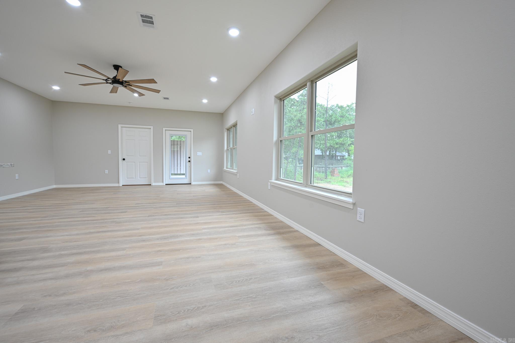 TIMBER RIDGE EAST - Residential