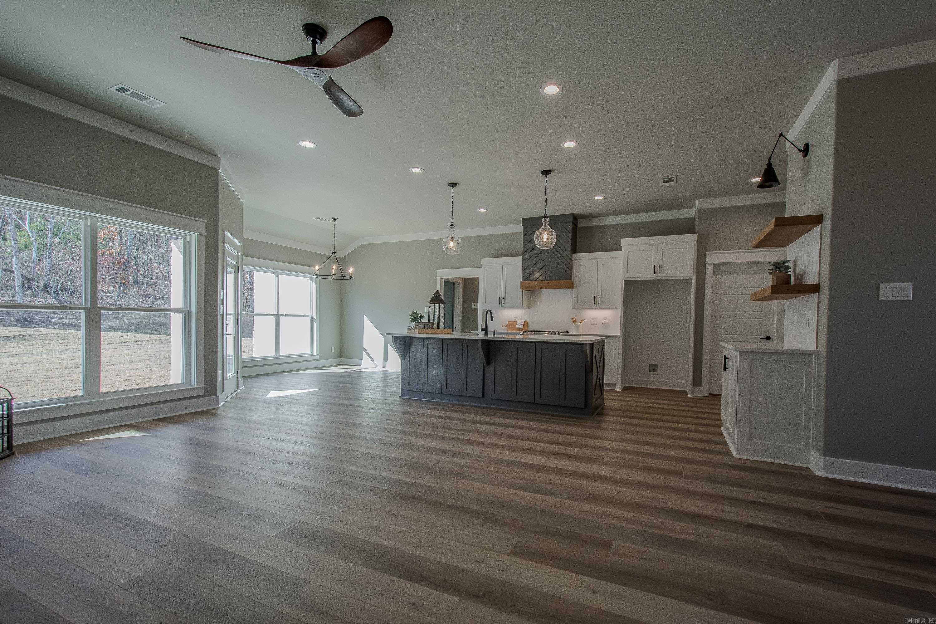 MILLERS GLENN - Residential