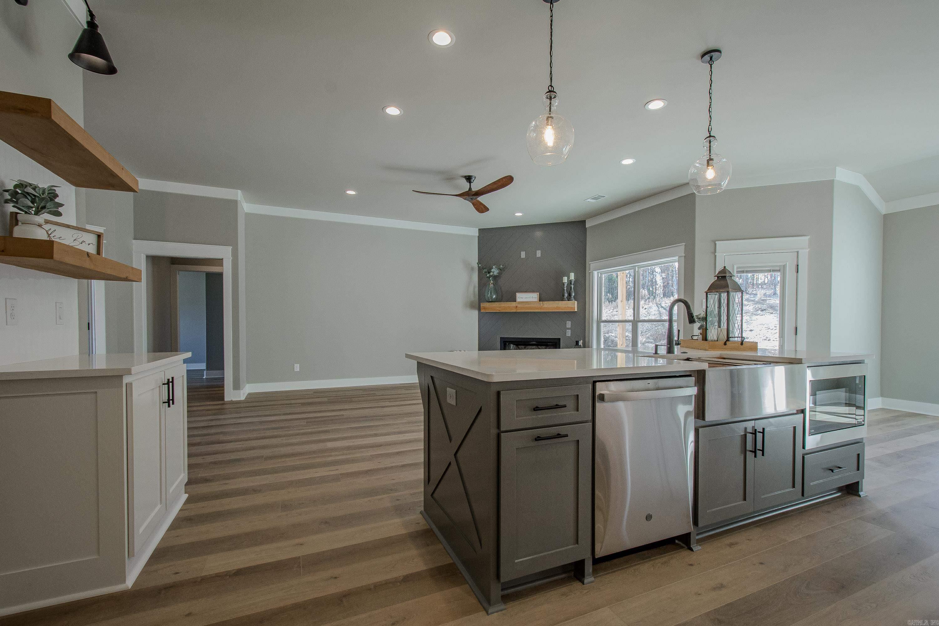 MILLERS GLENN - Residential