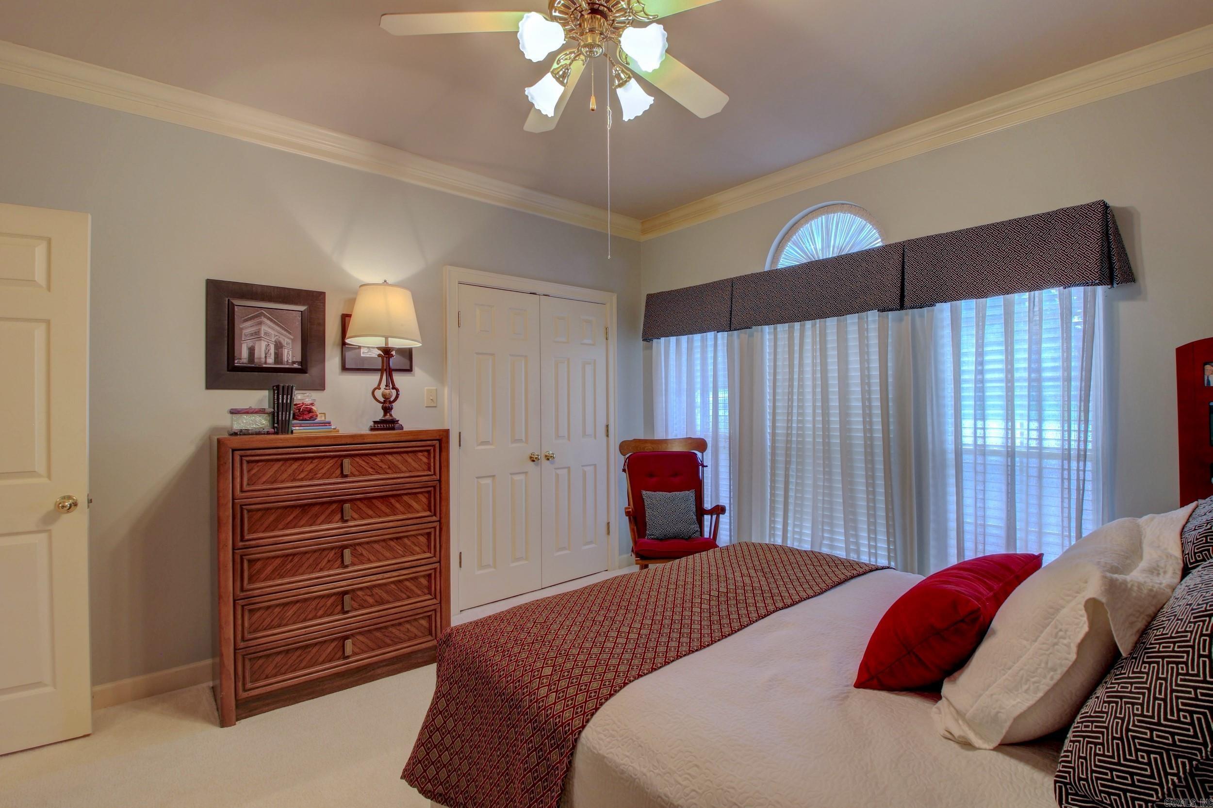 LONGLEA - Residential