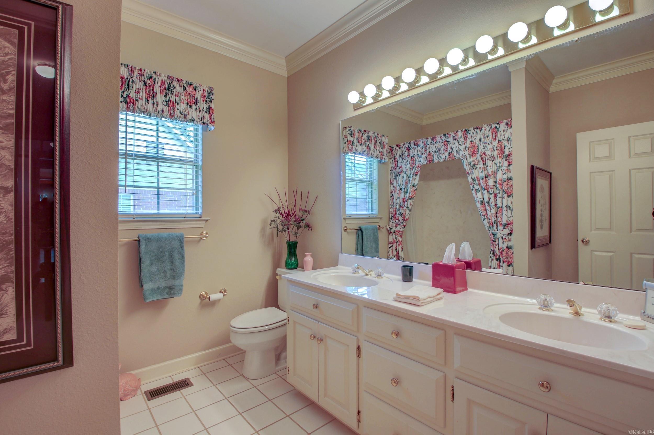 LONGLEA - Residential