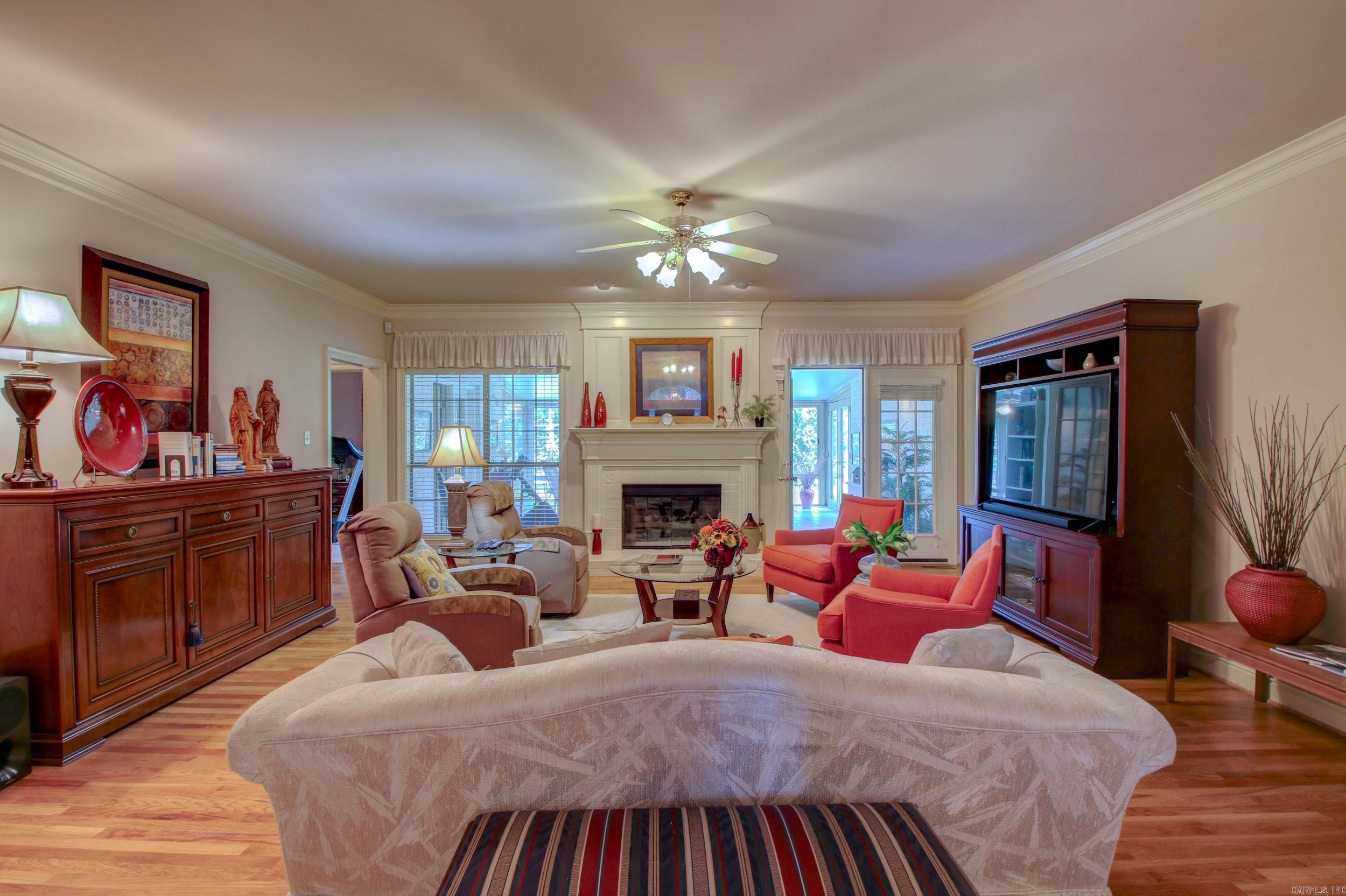 LONGLEA - Residential