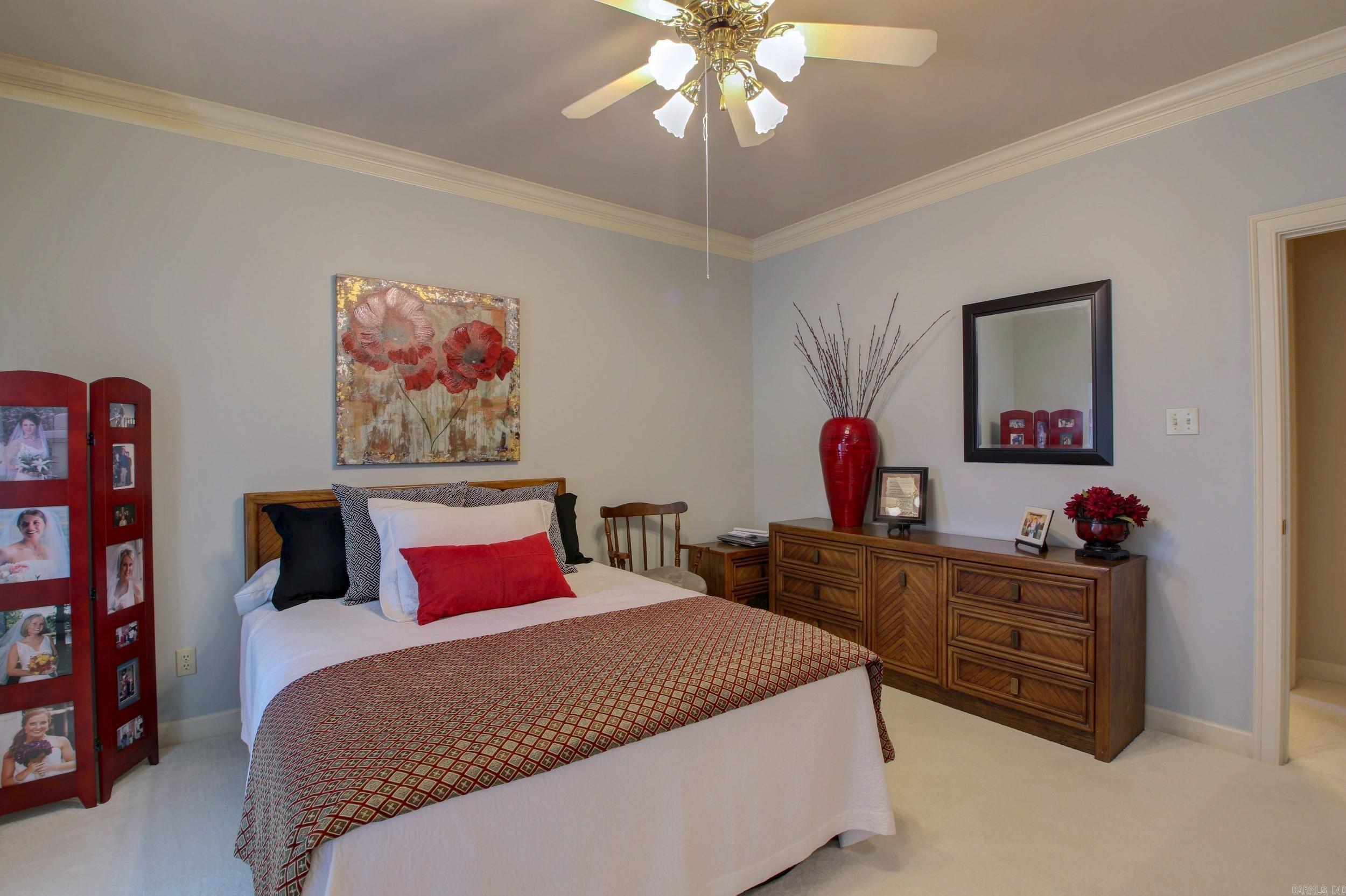 LONGLEA - Residential