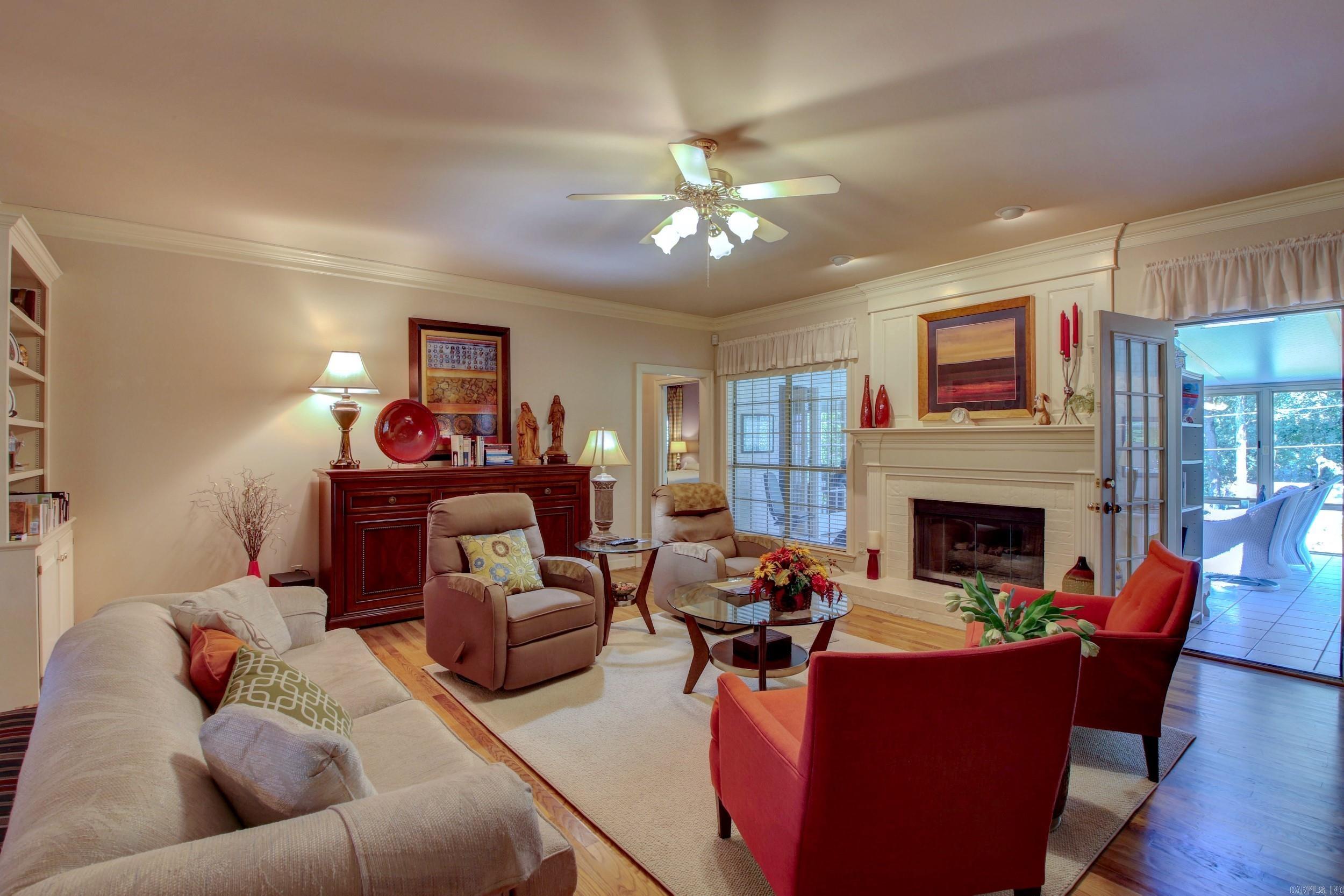 LONGLEA - Residential