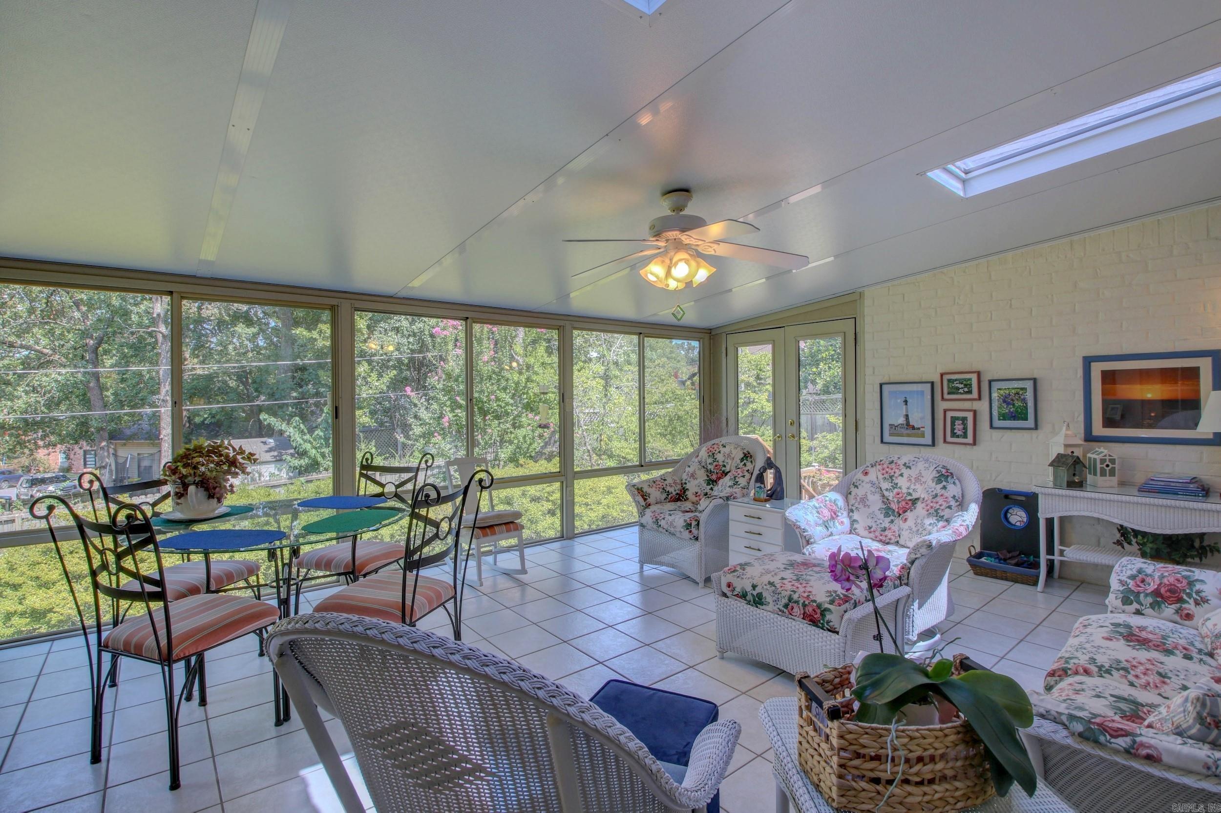 LONGLEA - Residential