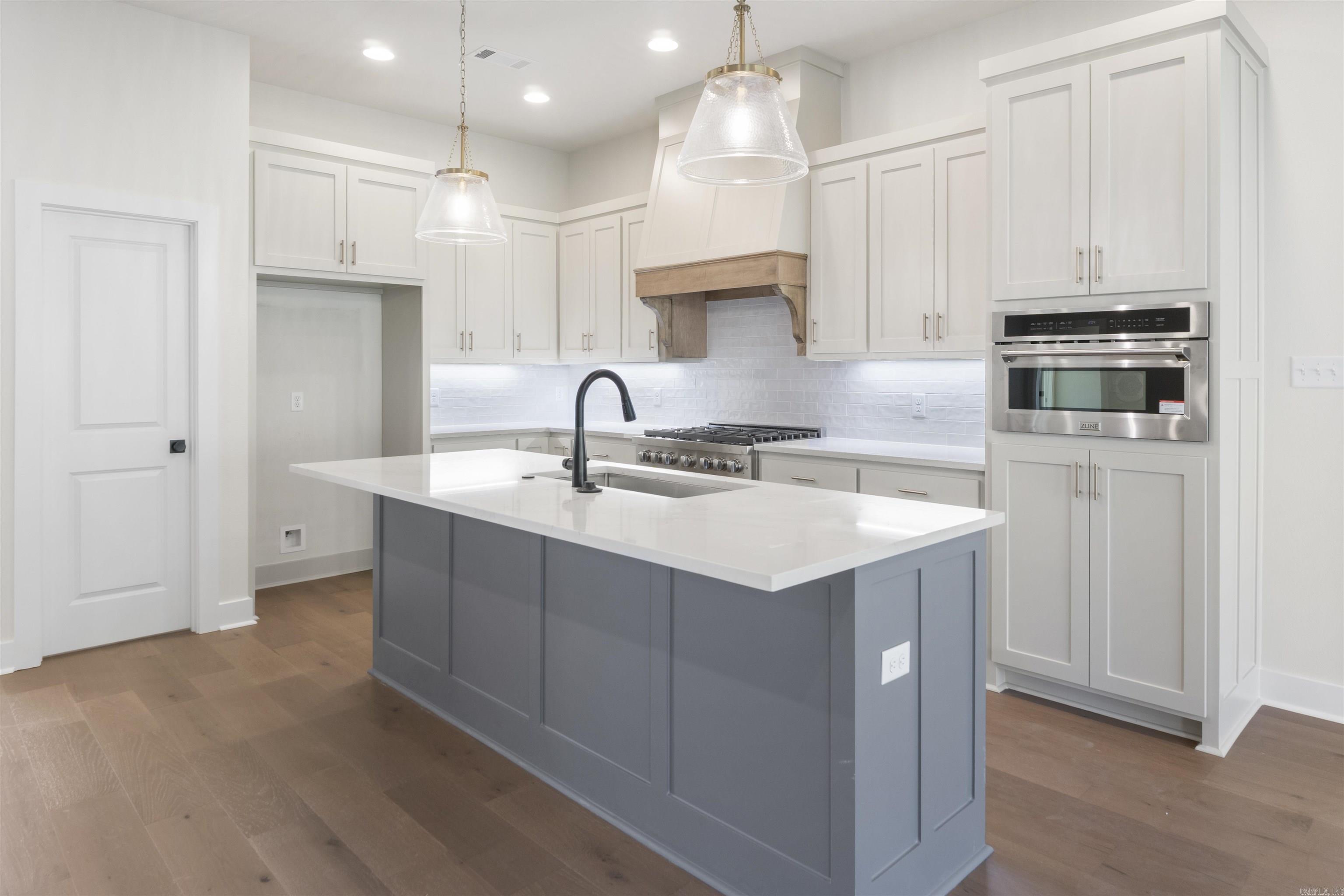 CHARLESTON PLACE SUBDIVISION - Residential