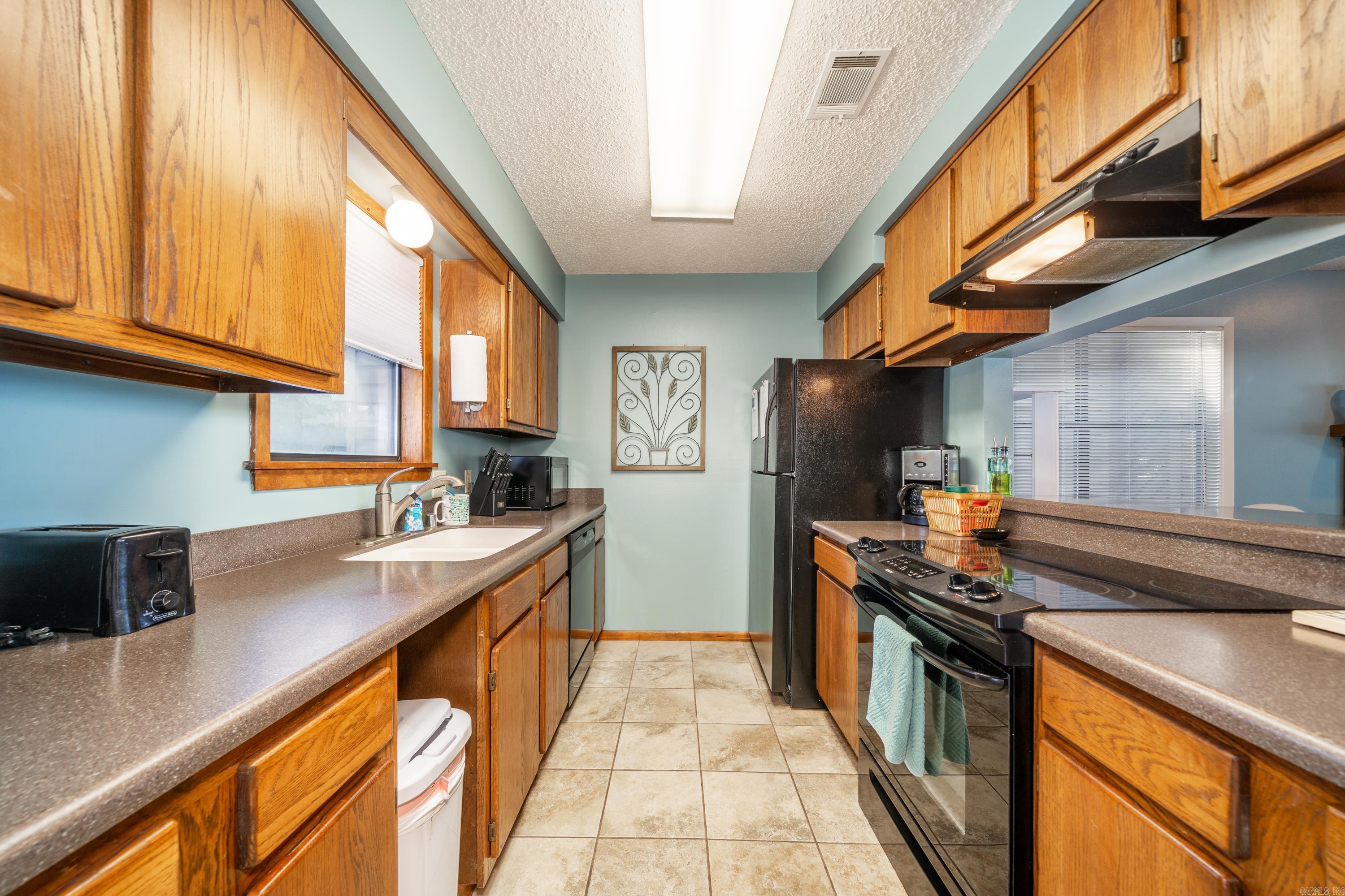Chesswood HPR - Residential Lease
