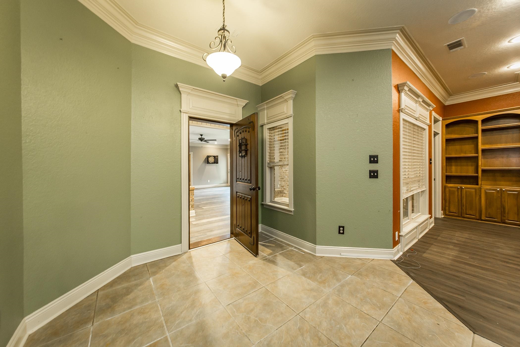 SHADOW CREEK - Residential