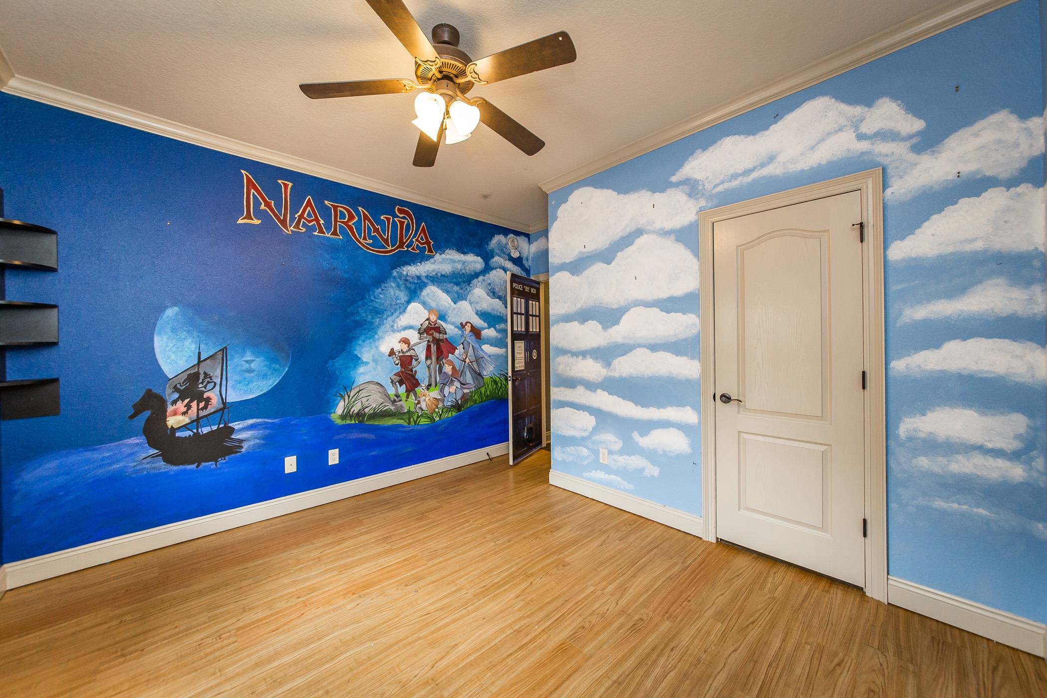 SHADOW CREEK - Residential