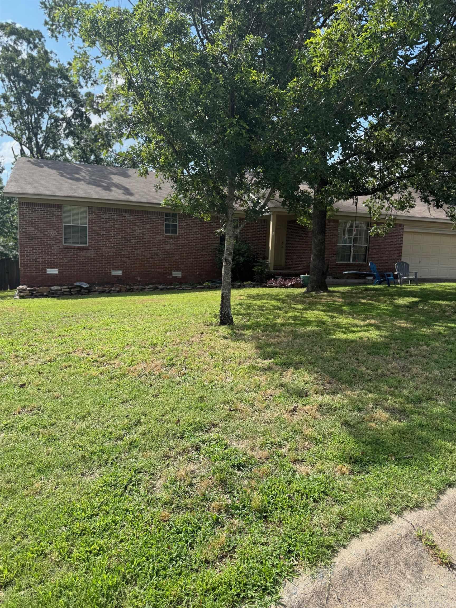 Very nice home with 4 bedrooms and 2 bathrooms. Living room and den with fireplace. Bay window in the kitchen, separate laundry room. Primary bedroom with ensuite bathroom and walk in closet.