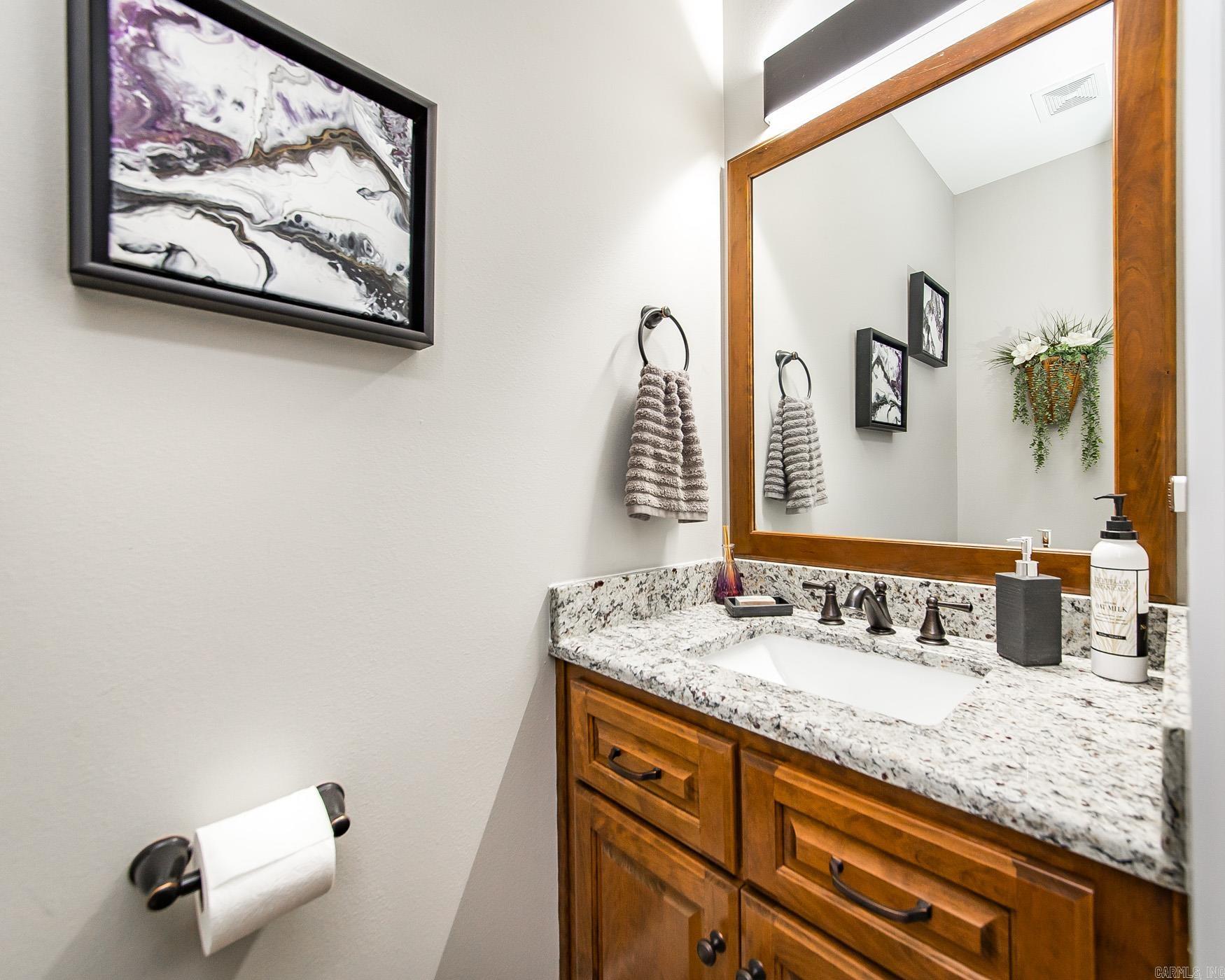 ISLAND SHORES - Residential