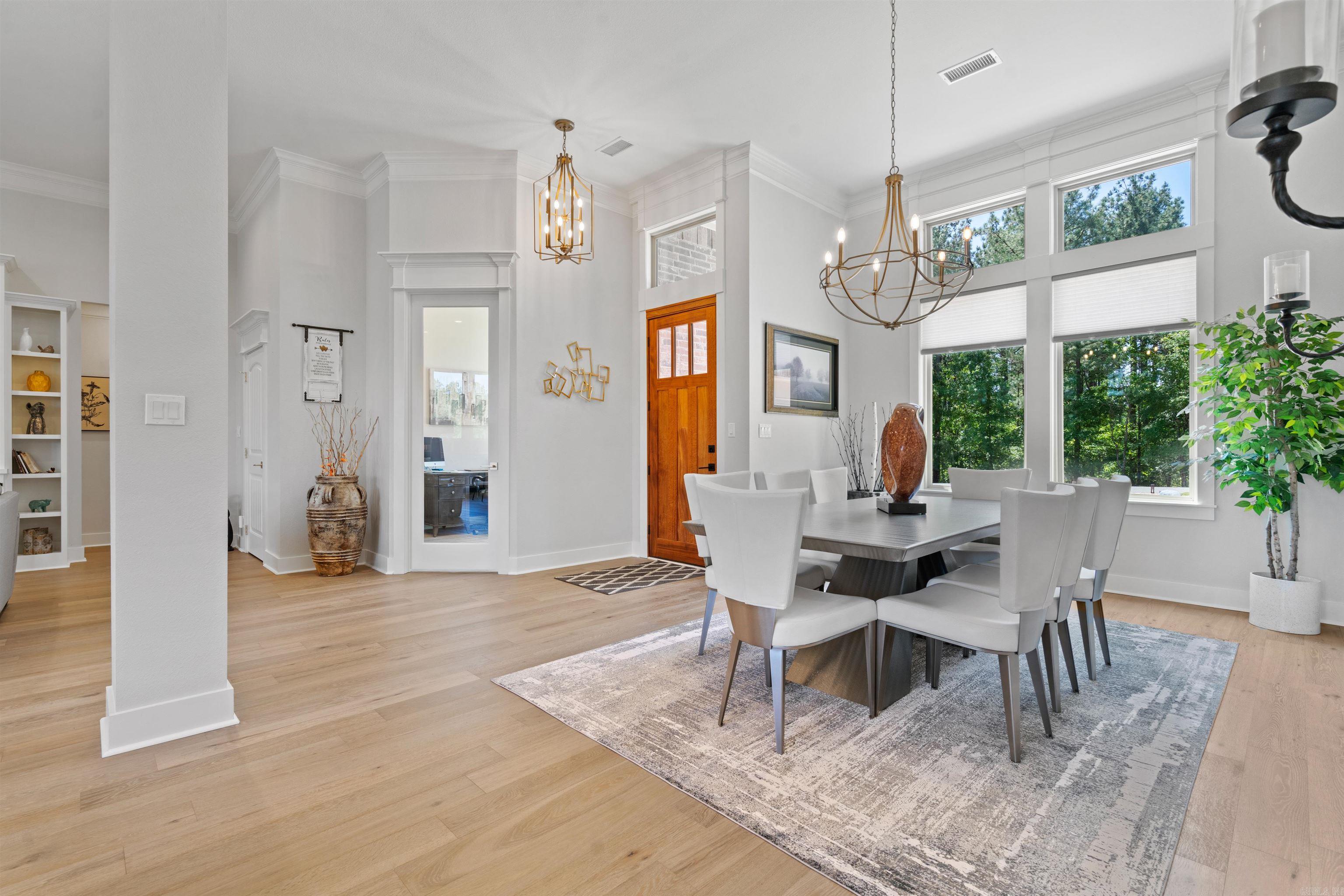 ALTA VISTA - Residential
