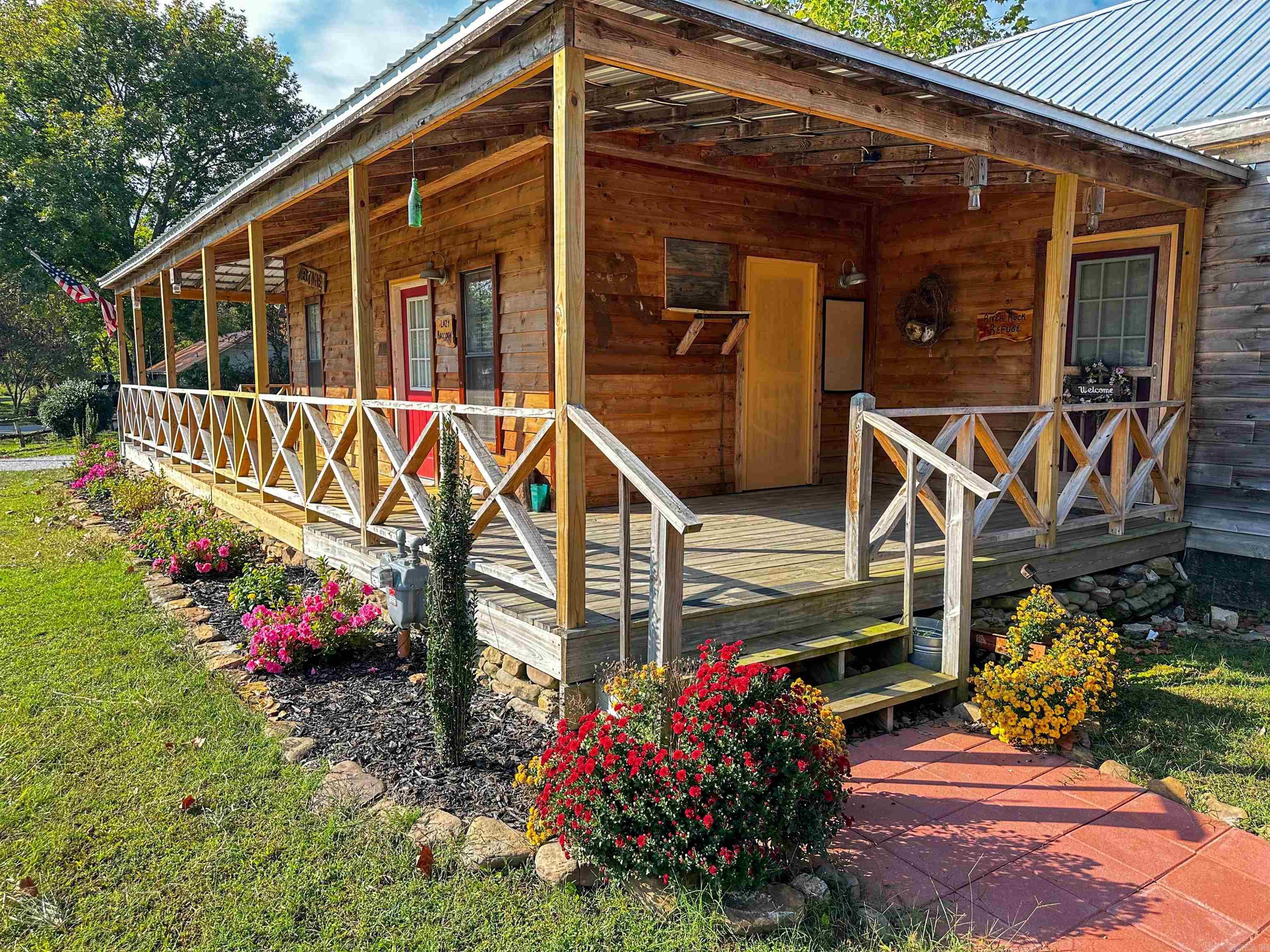 WHITEWATER - Residential