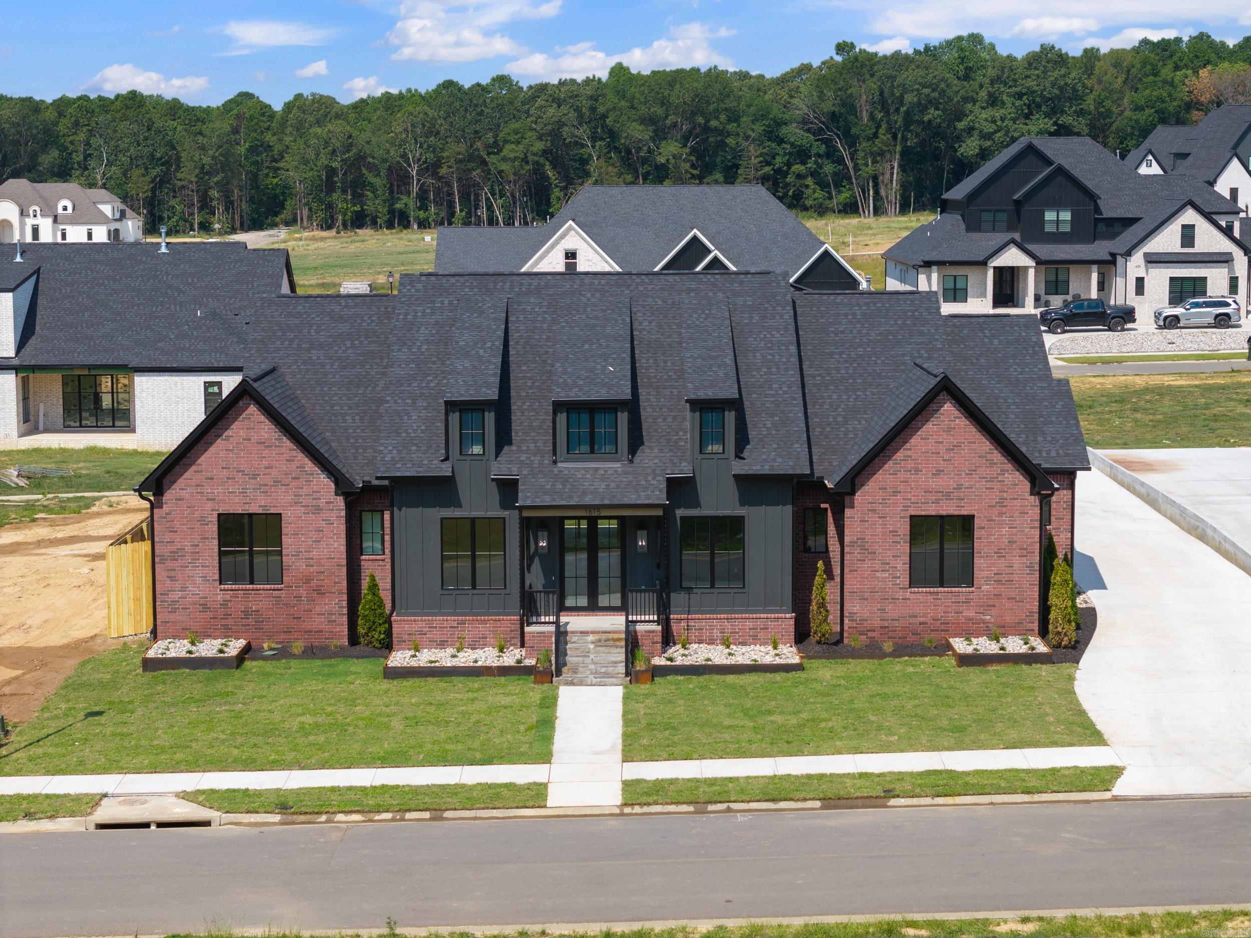 Lands End Estates - Residential