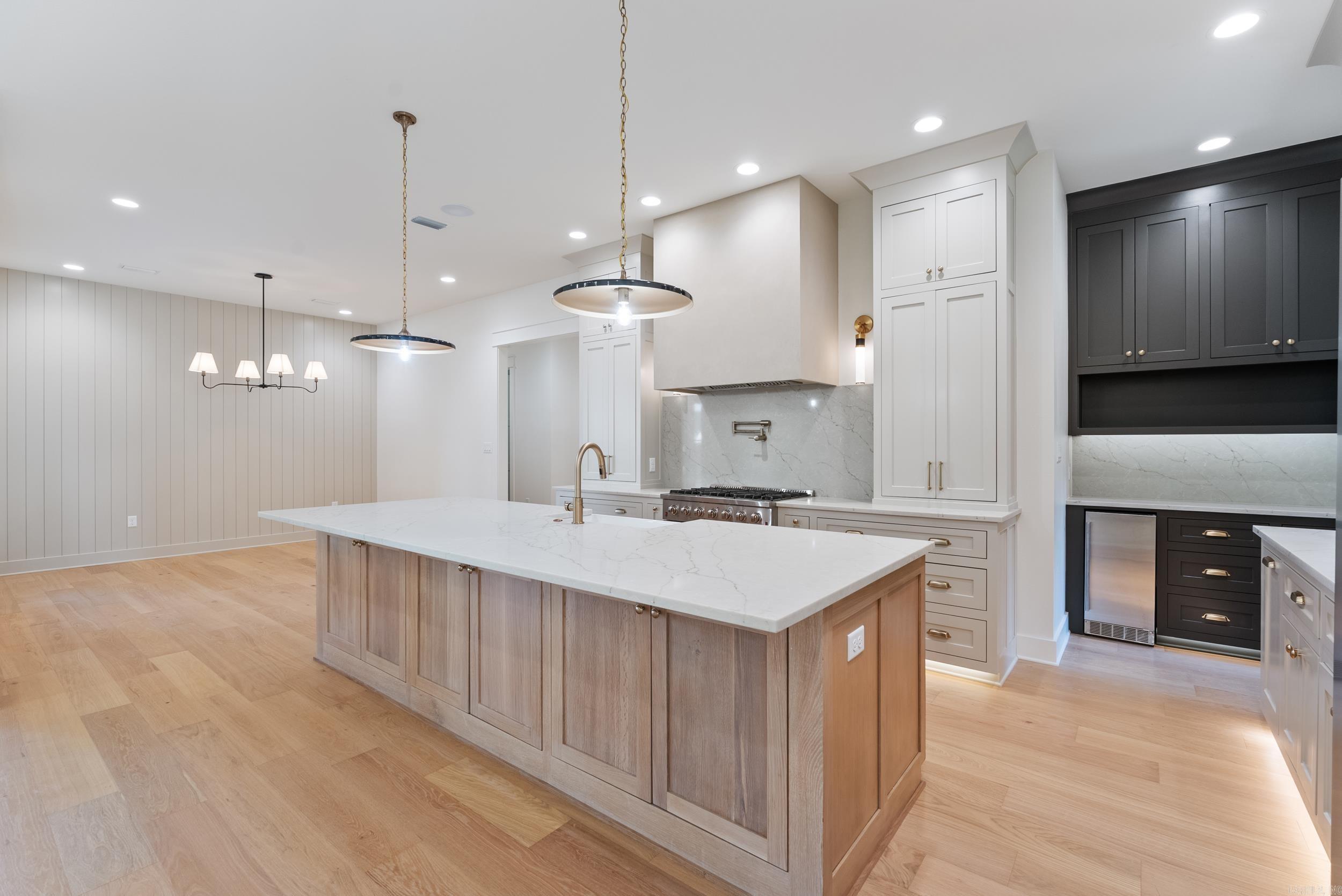 Lands End Estates - Residential