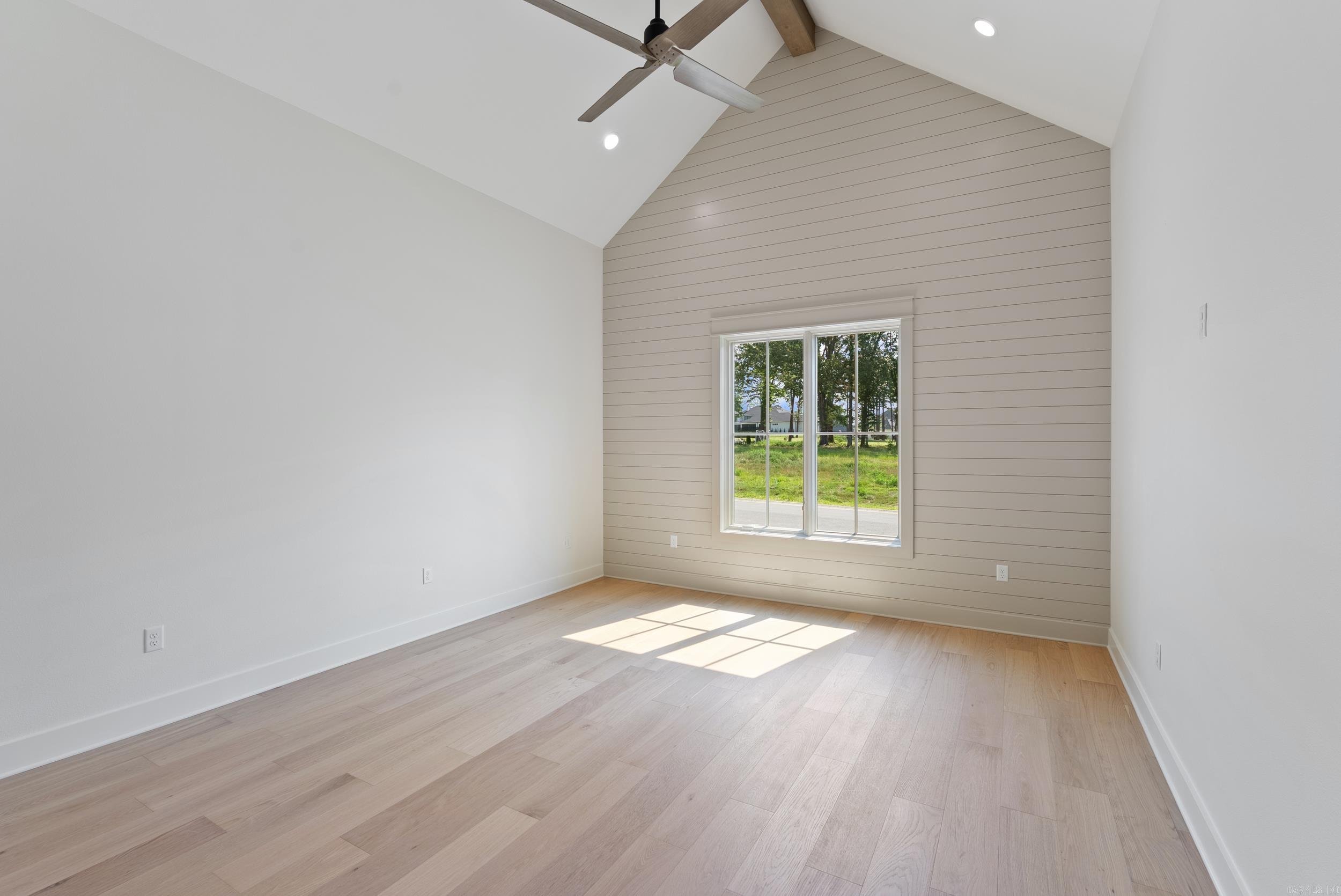 Lands End Estates - Residential