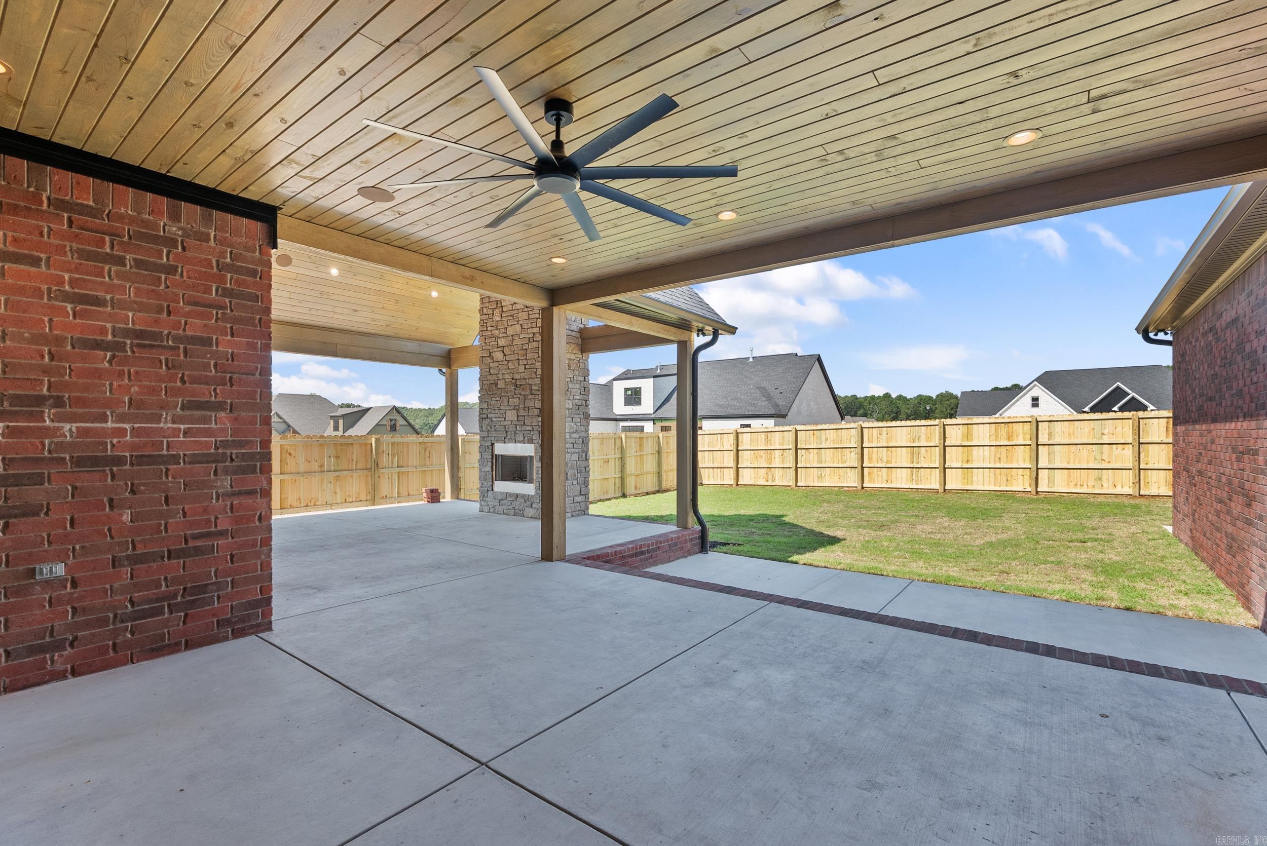 Lands End Estates - Residential