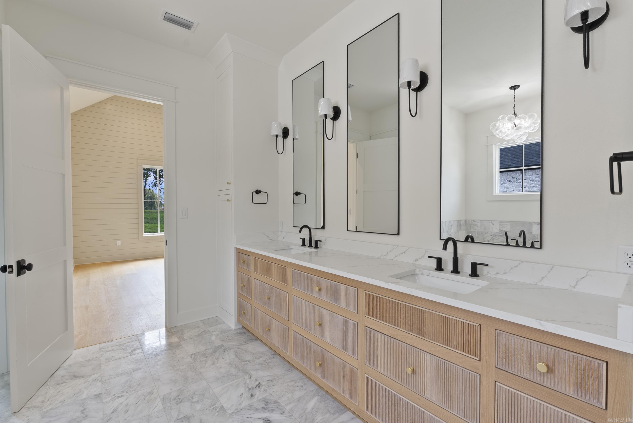 Lands End Estates - Residential