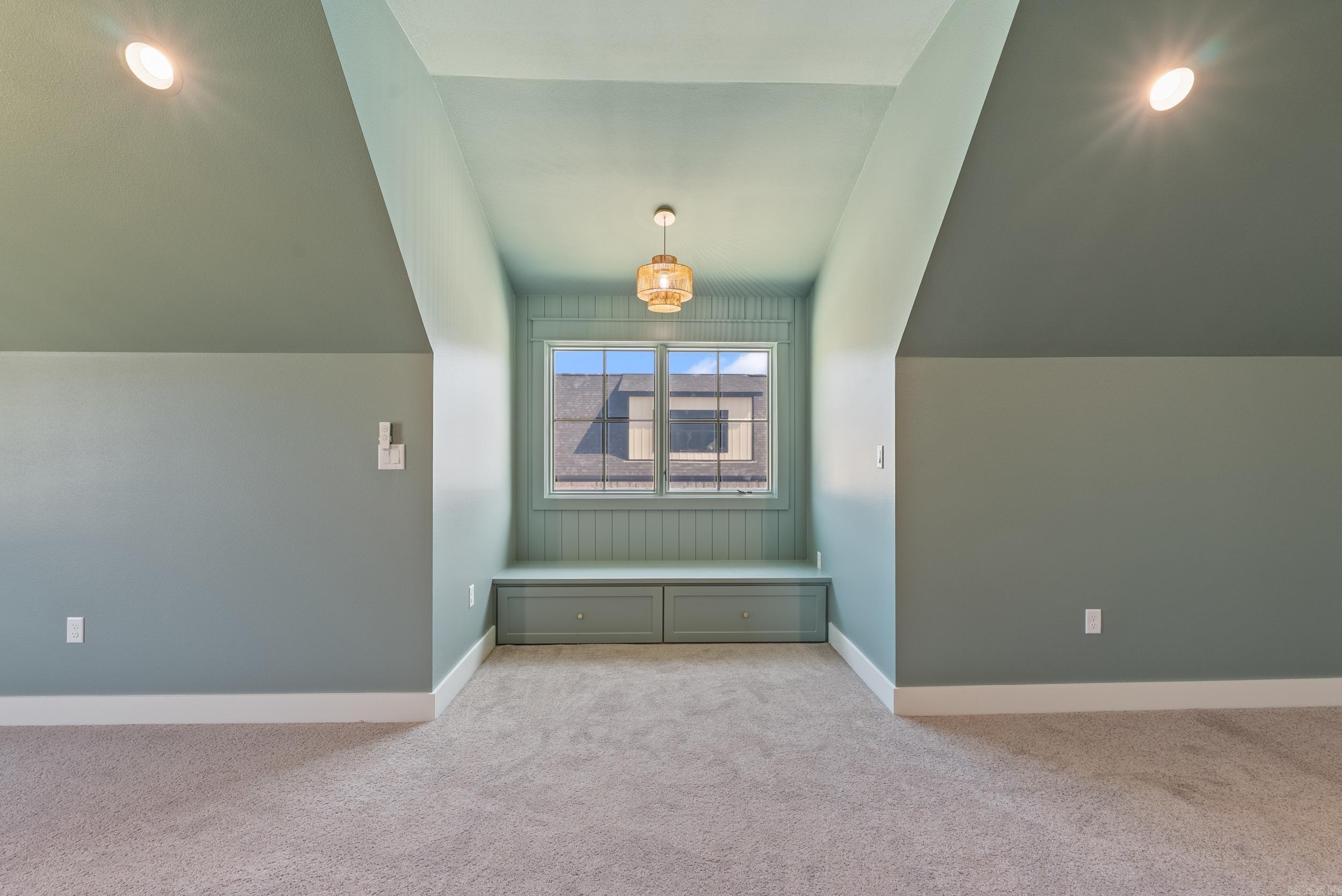 Lands End Estates - Residential