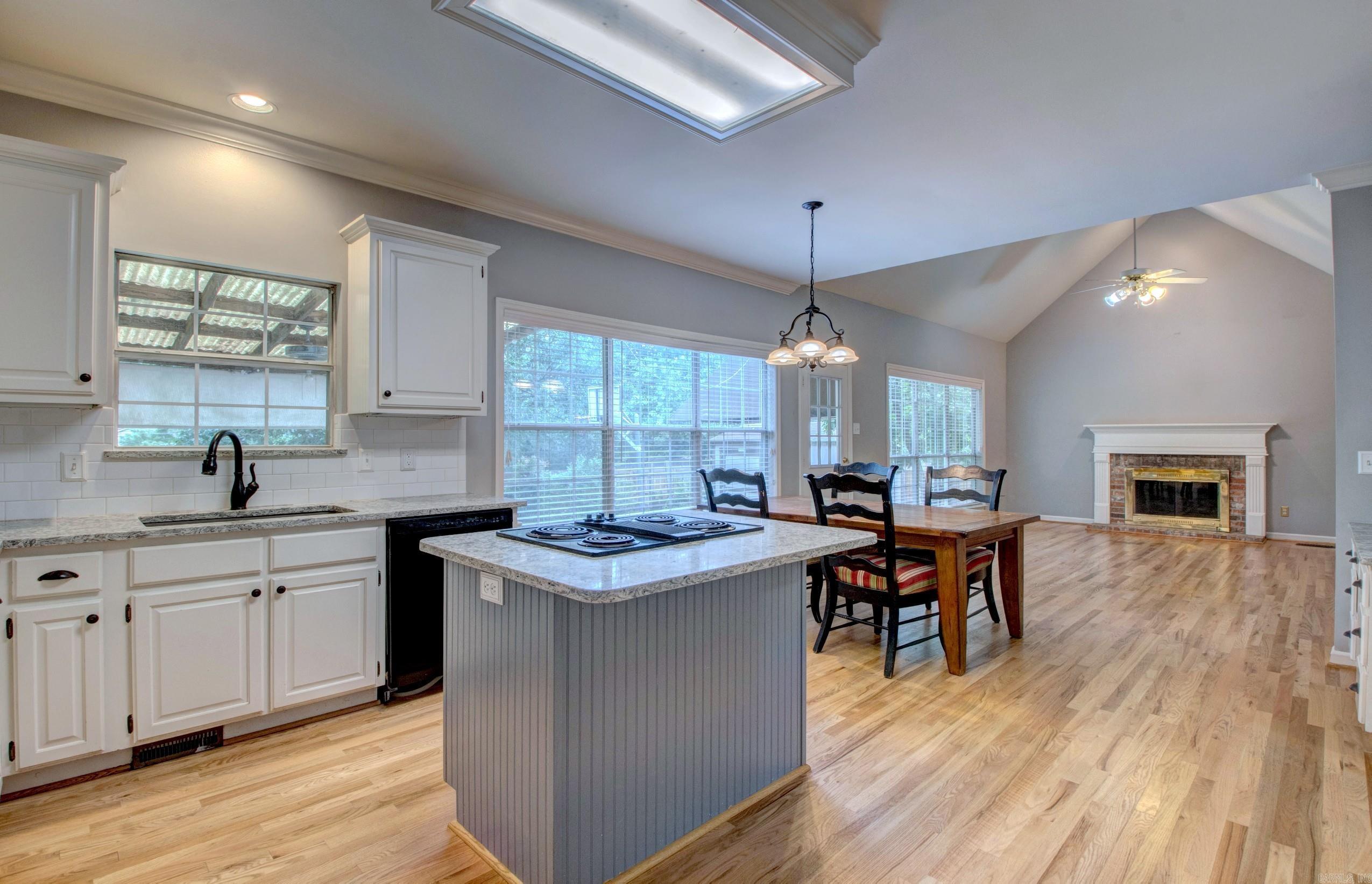 DEER PARK - Residential