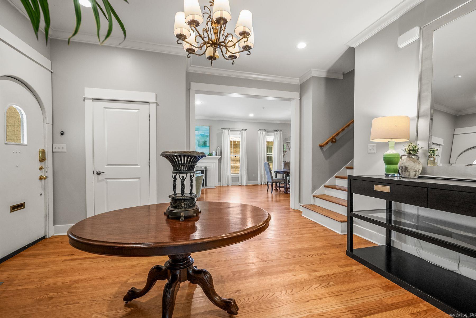 HILLCREST - Residential