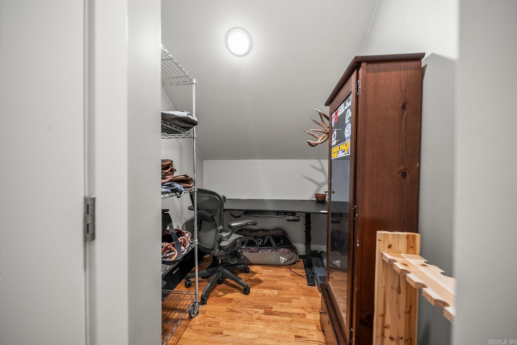 HILLCREST - Residential
