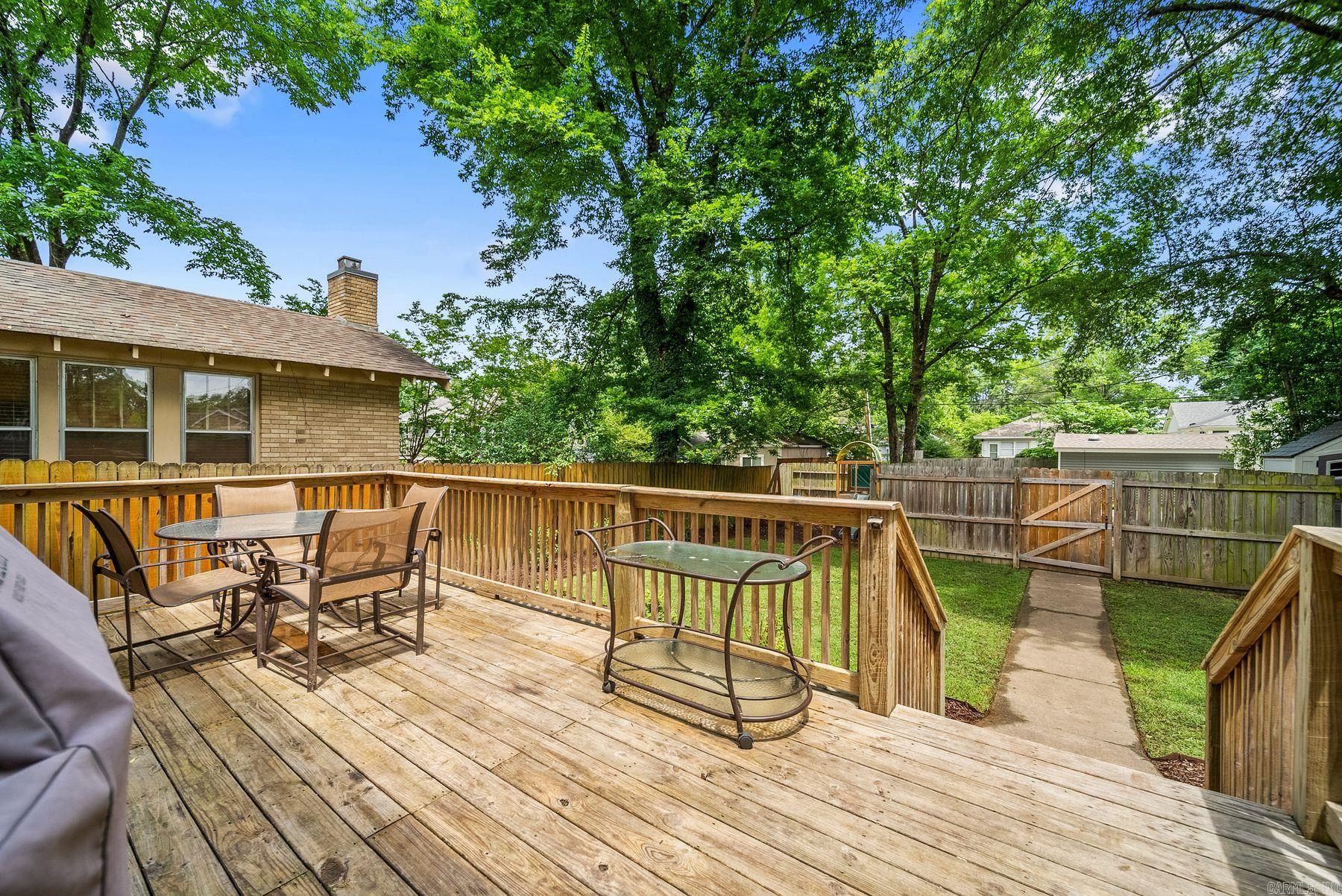 HILLCREST - Residential