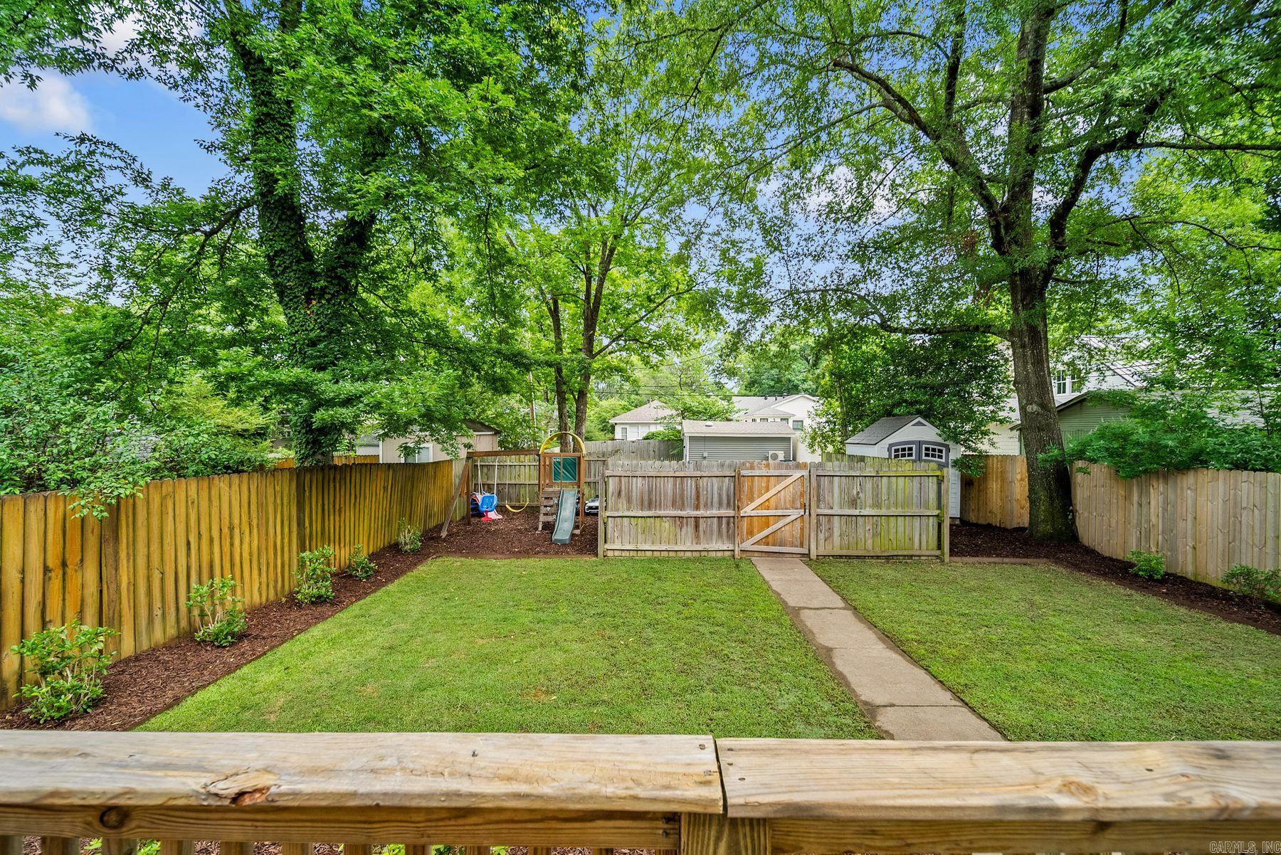HILLCREST - Residential