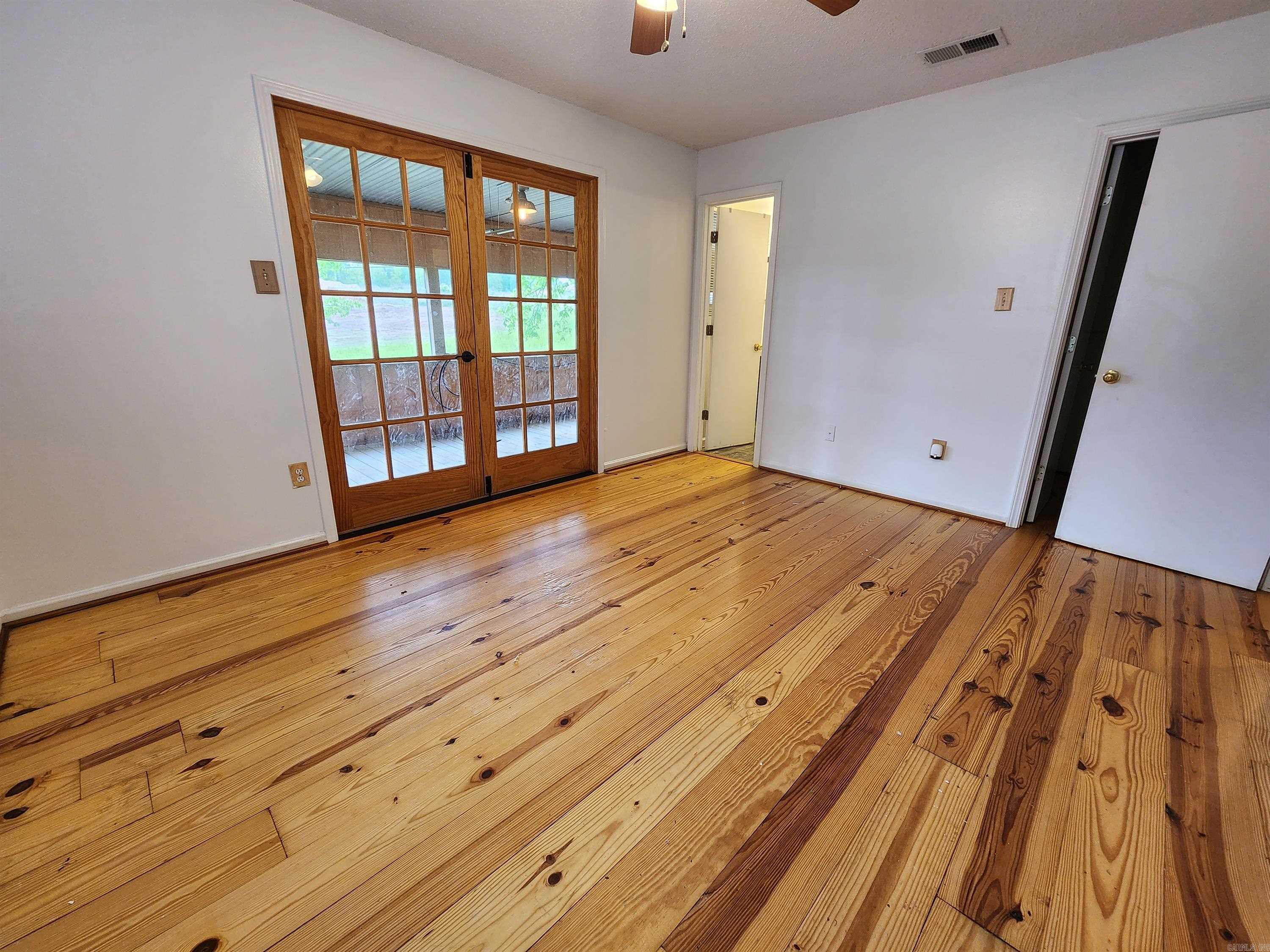 Not in Subdivision - Residential Lease