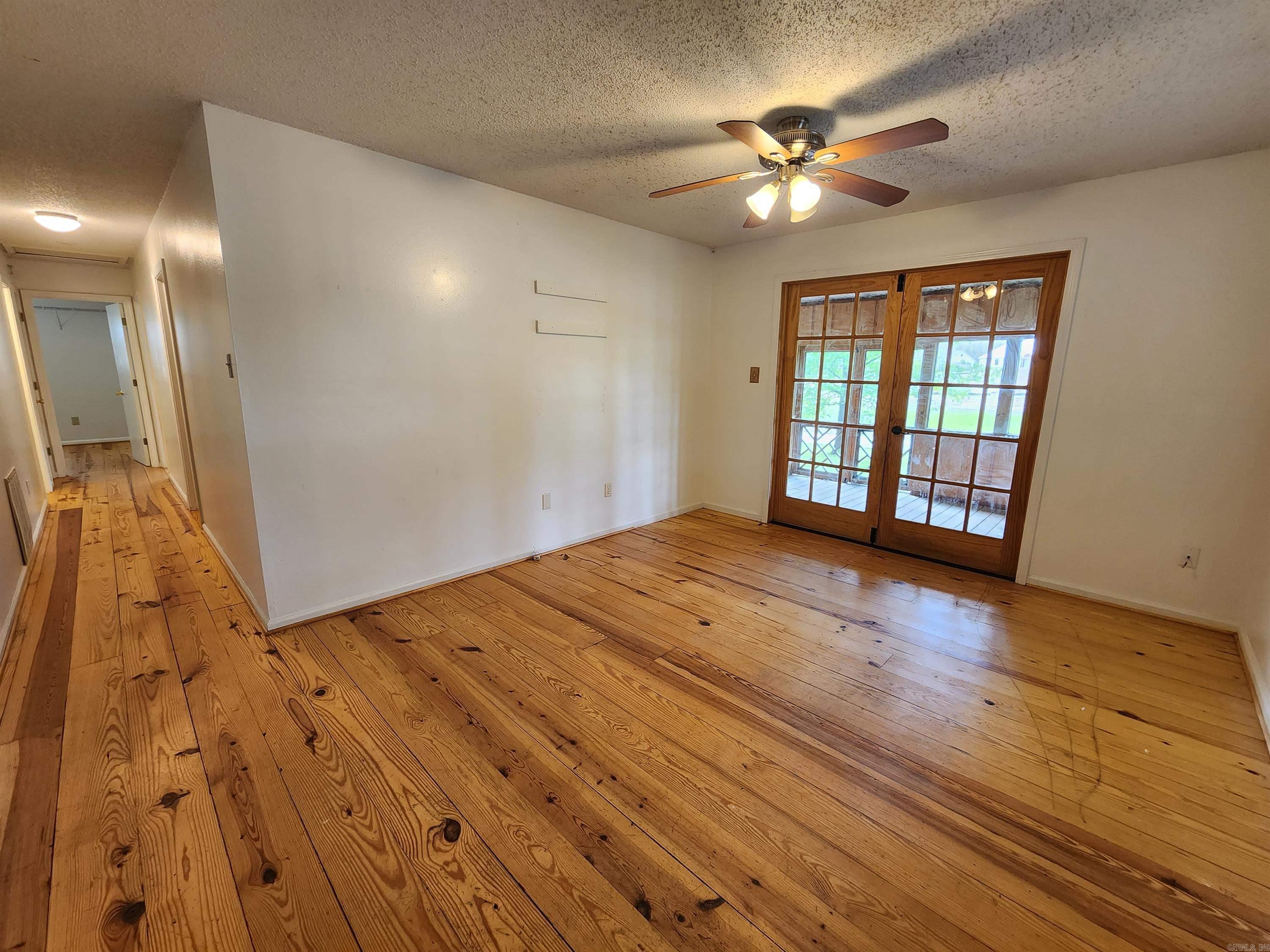 Not in Subdivision - Residential Lease