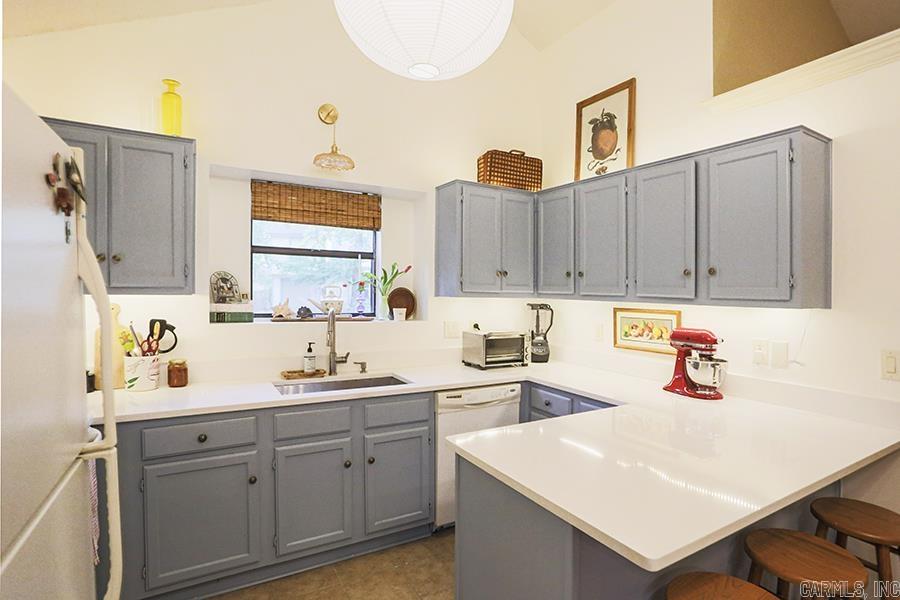 Point West 2nd - Residential