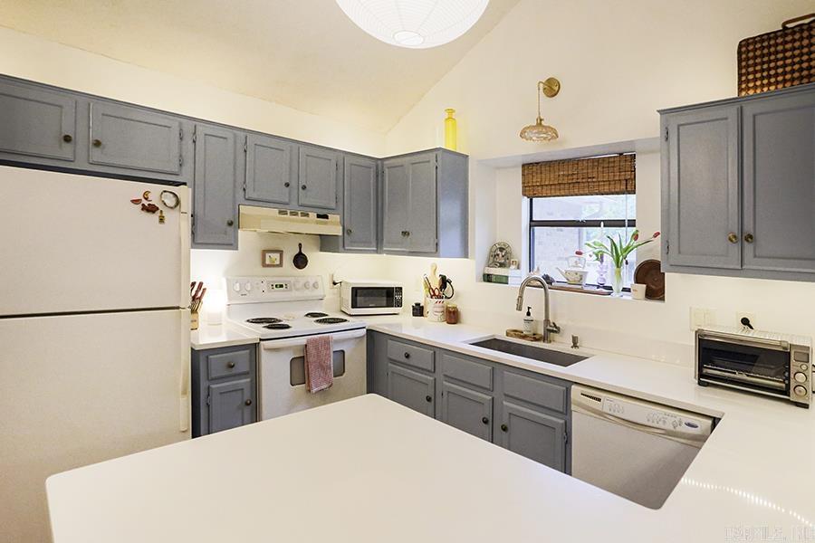 Point West 2nd - Residential