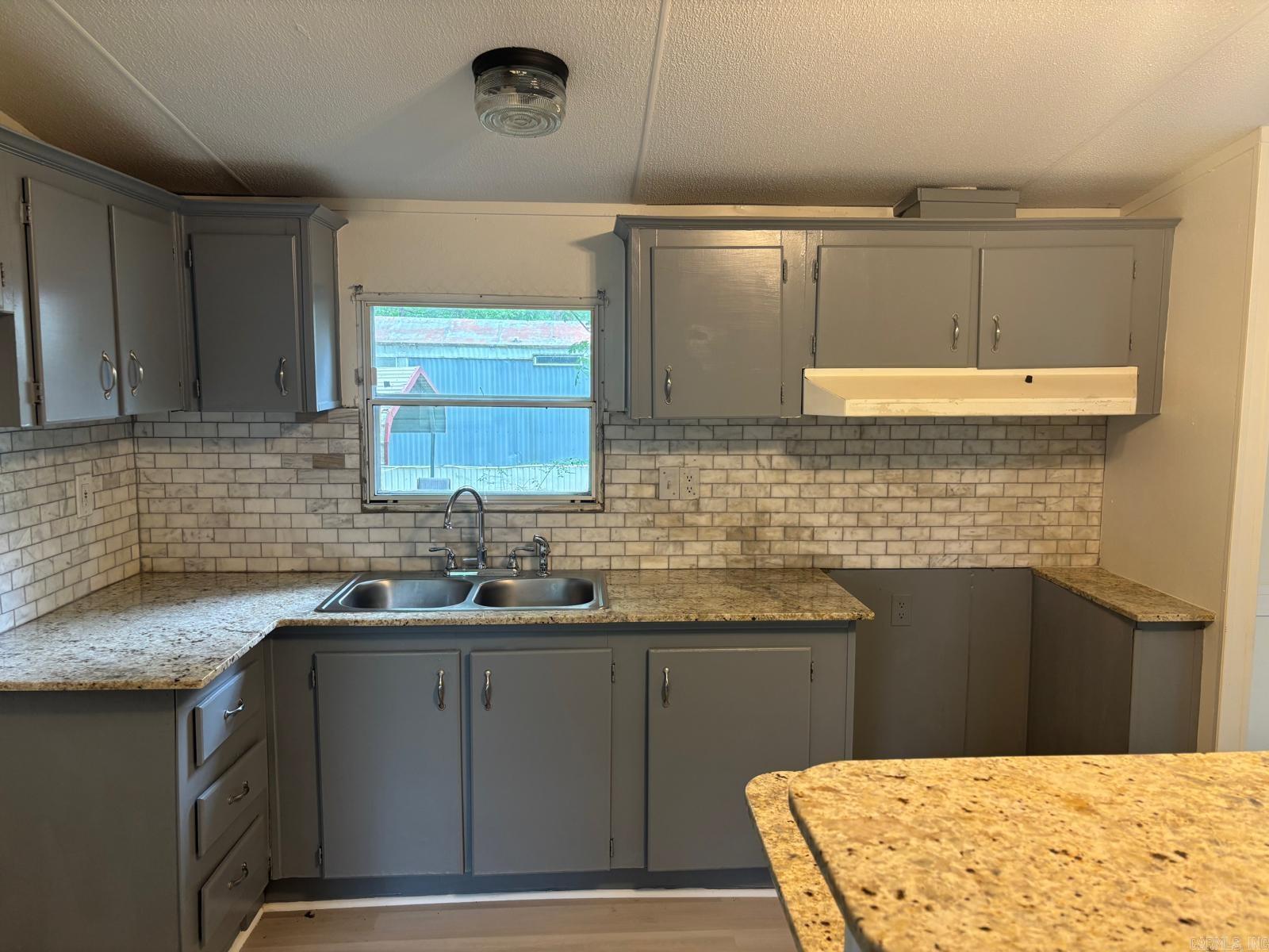 BEECHWOOD TO JACK REPL - Residential