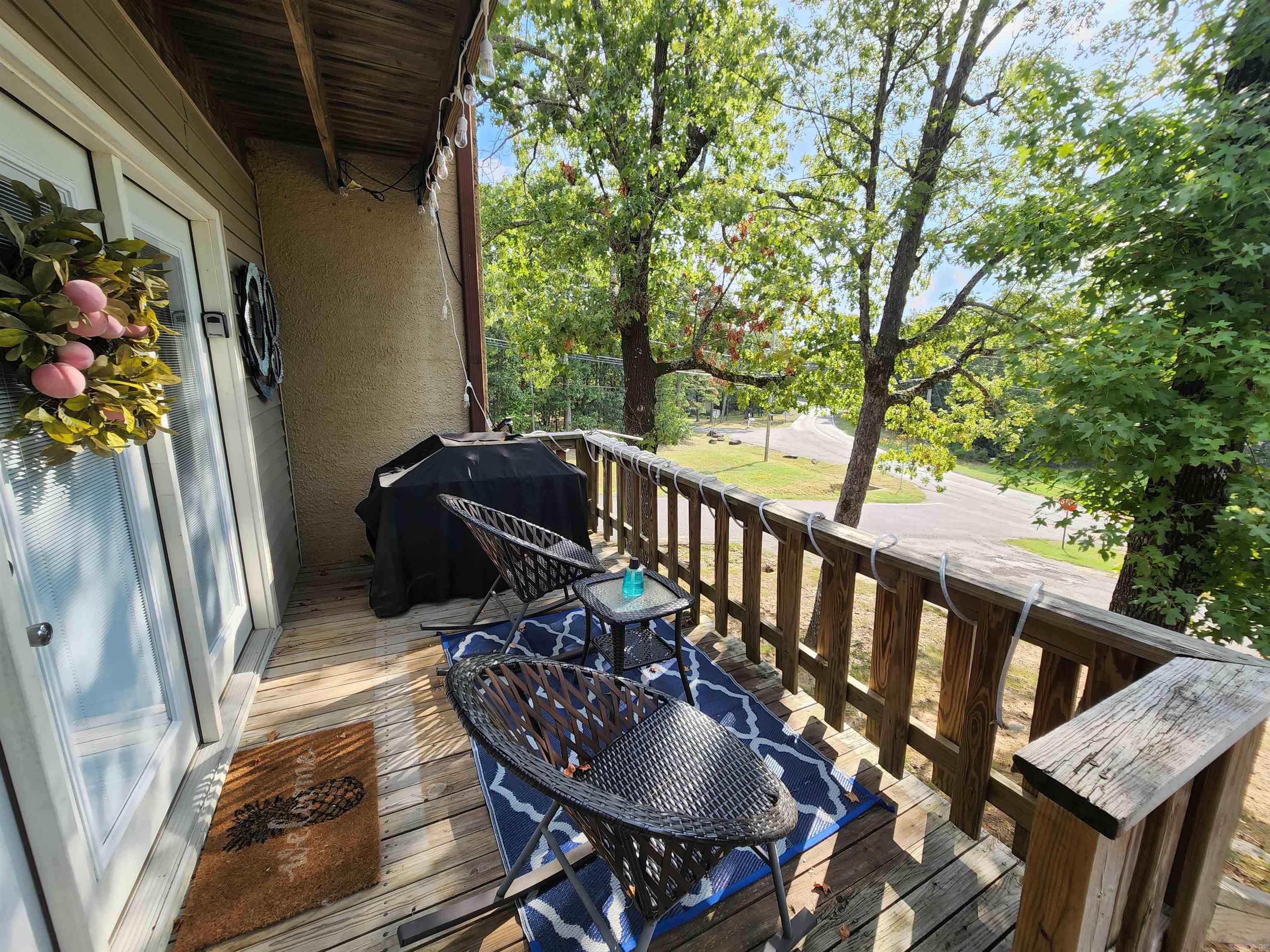 CHELSEA GLADE CONDO - Residential