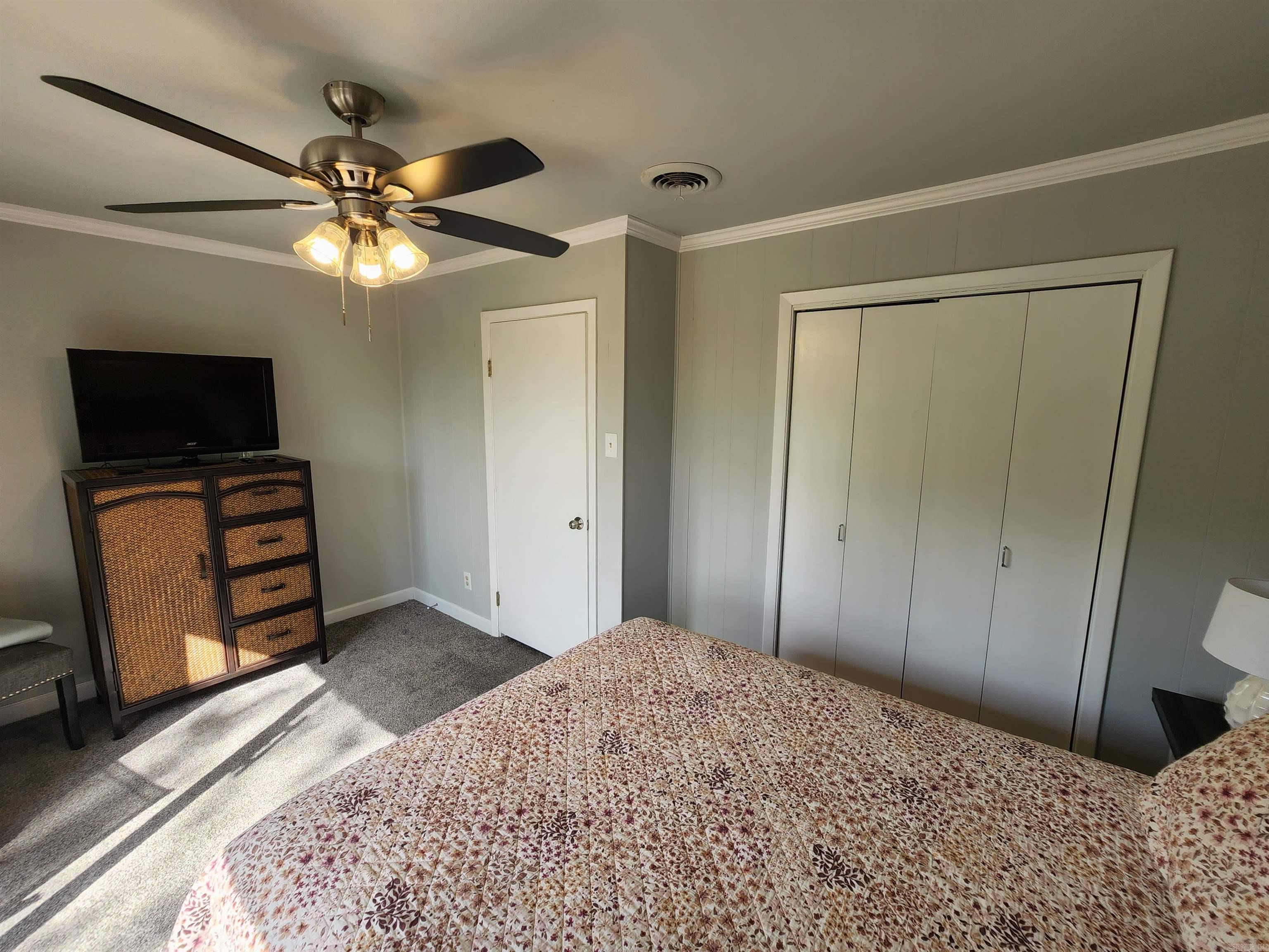 CHELSEA GLADE CONDO - Residential