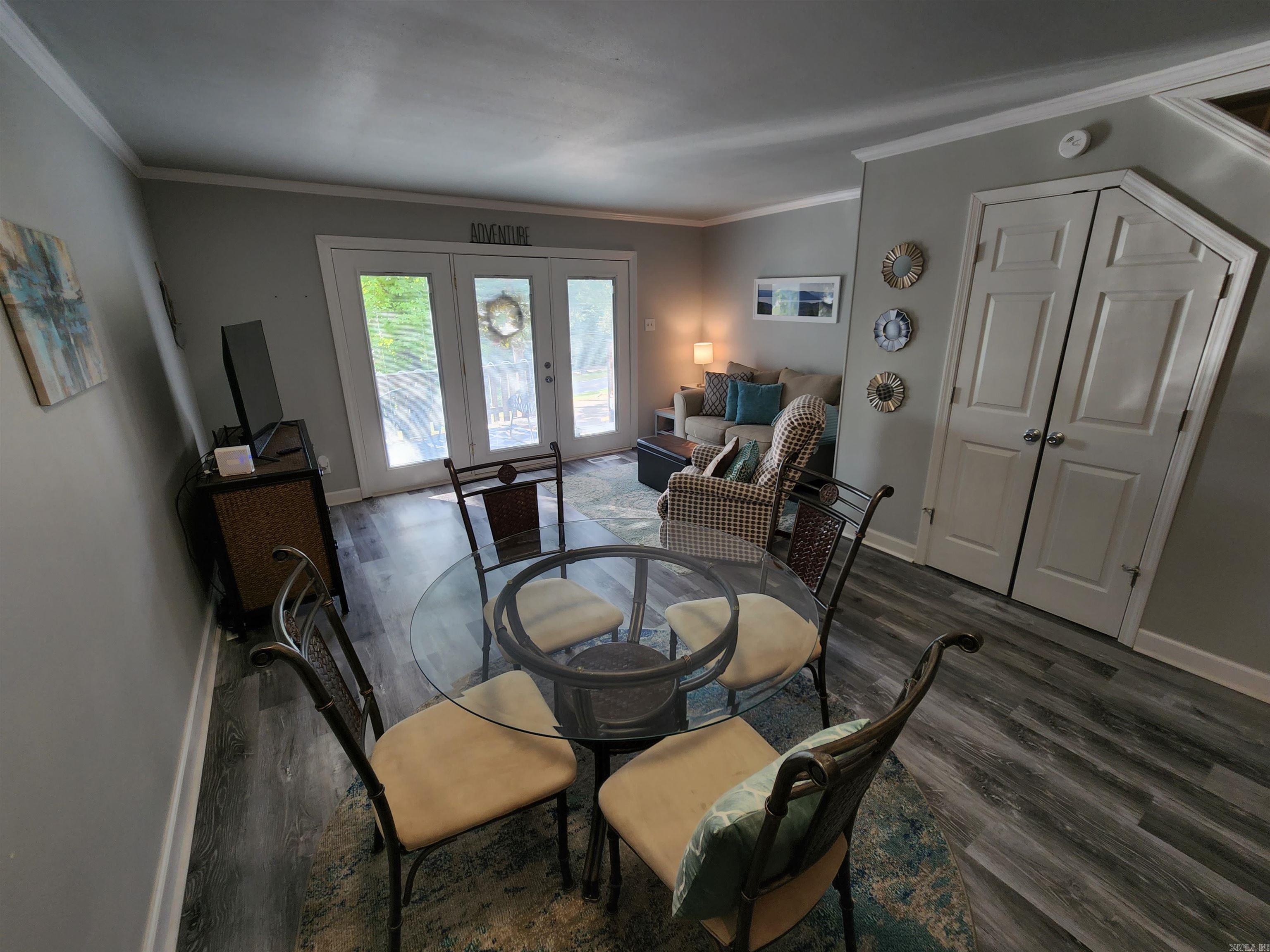 CHELSEA GLADE CONDO - Residential