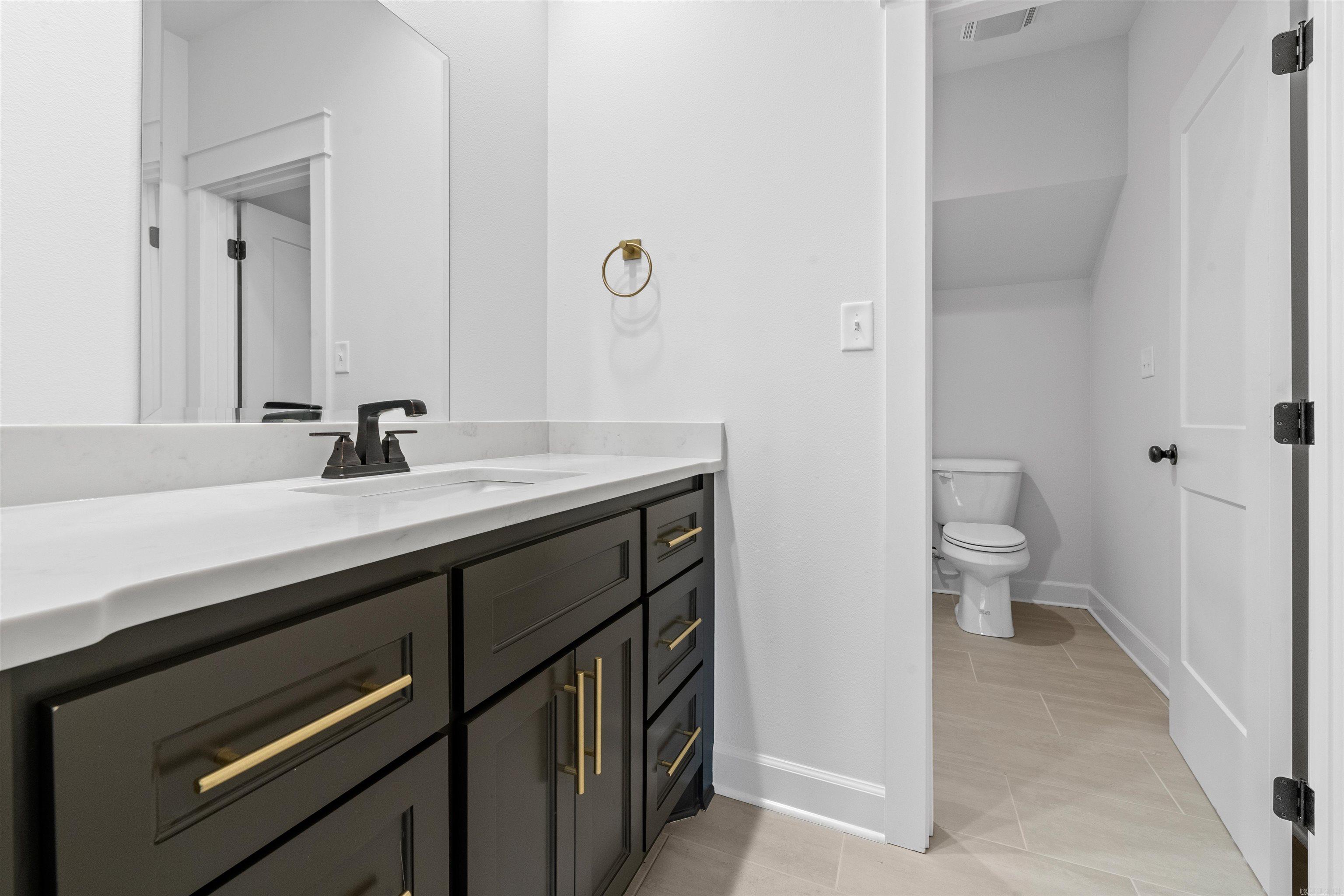 ROBYNMAR - Residential