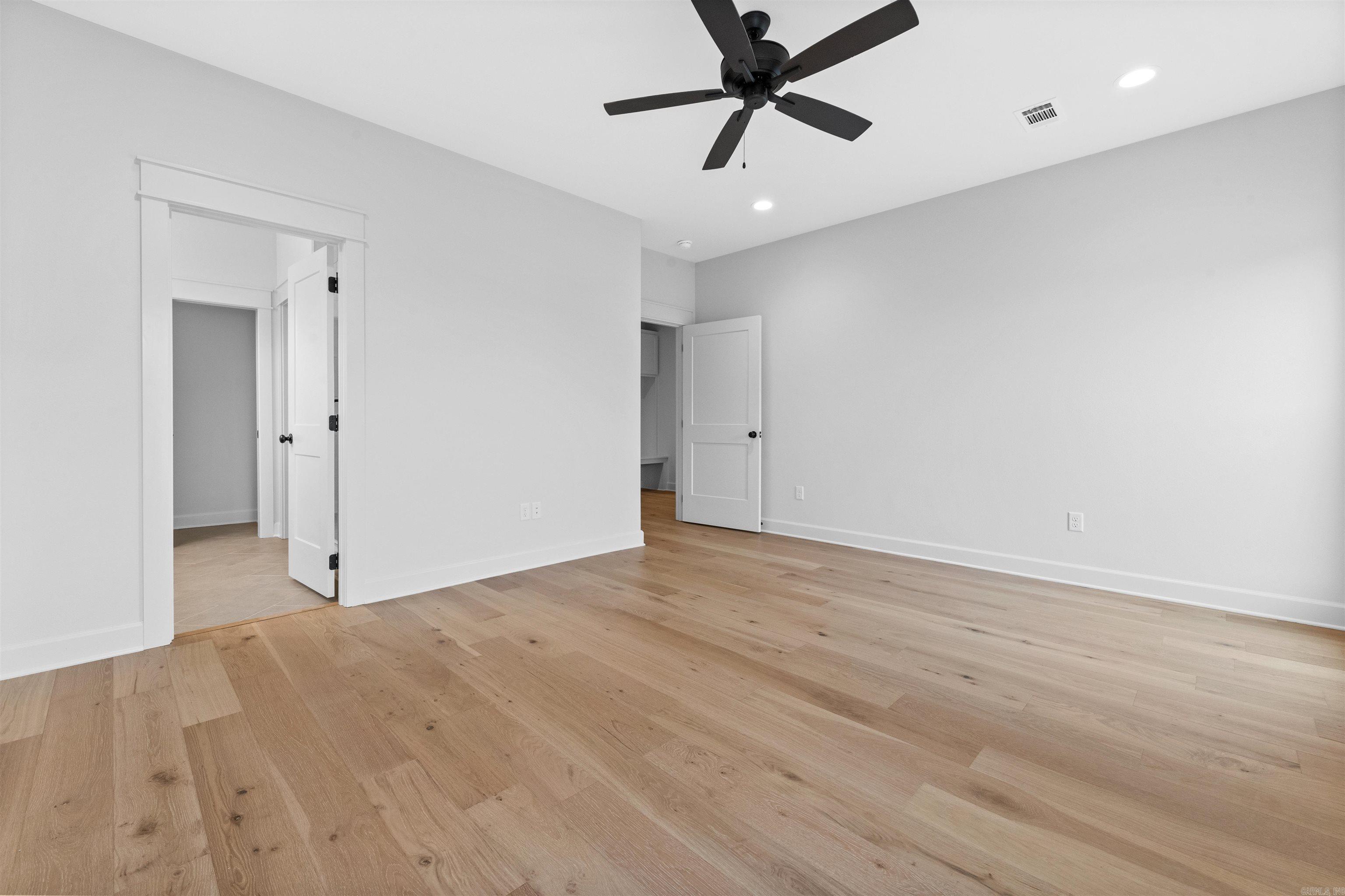 ROBYNMAR - Residential