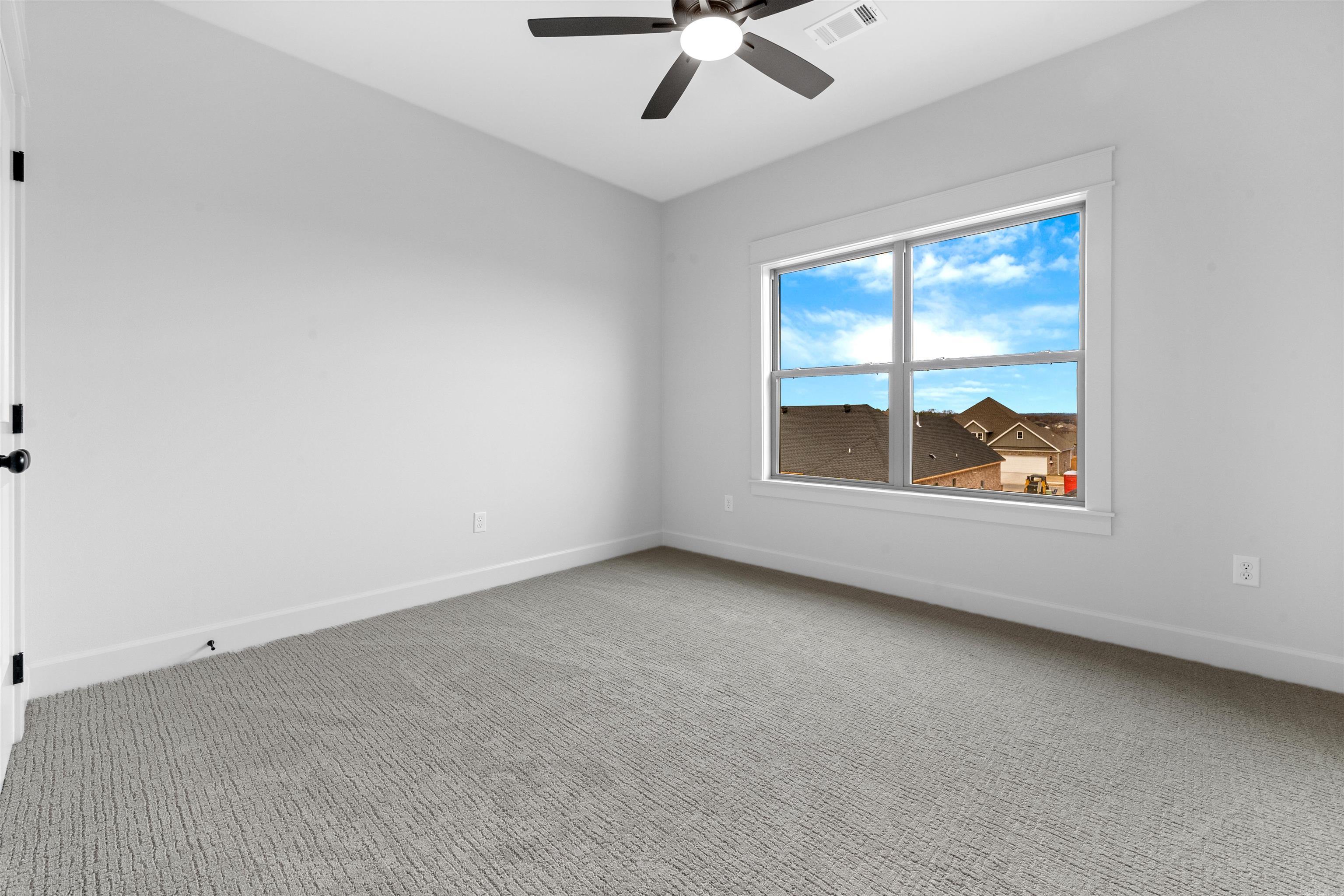 ROBYNMAR - Residential