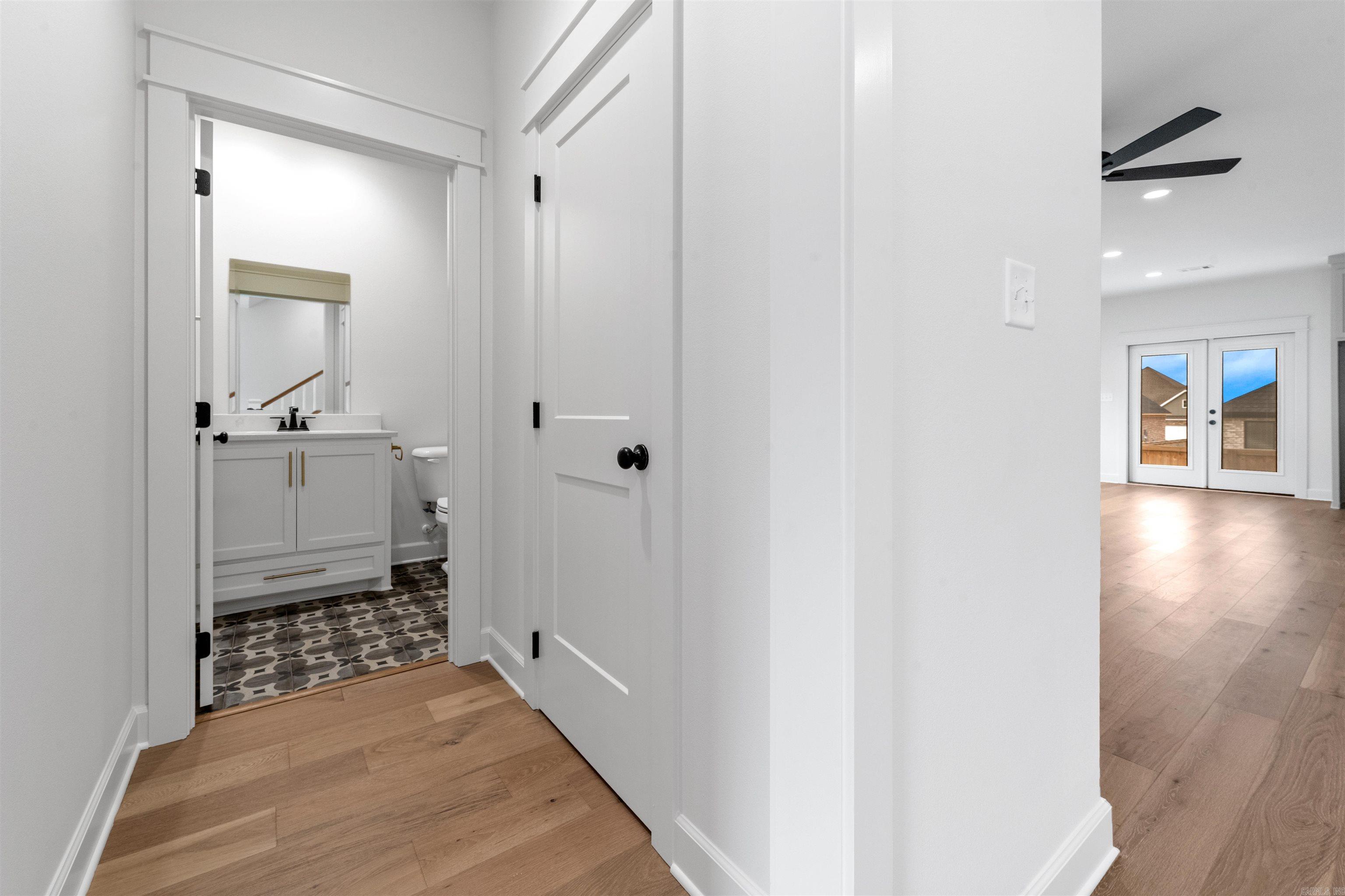 ROBYNMAR - Residential