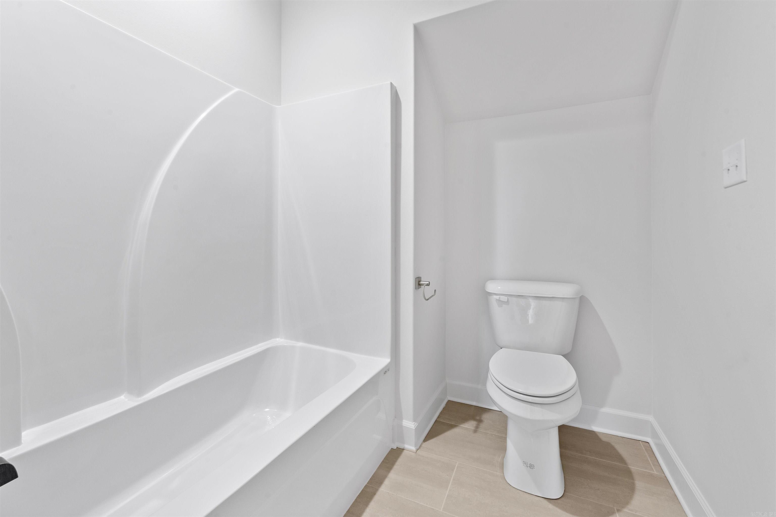 ROBYNMAR - Residential