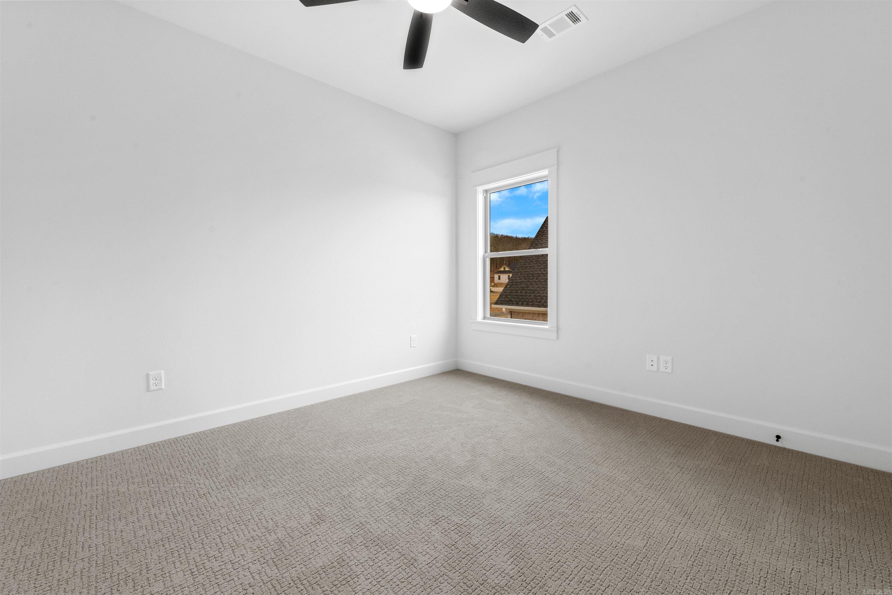 ROBYNMAR - Residential