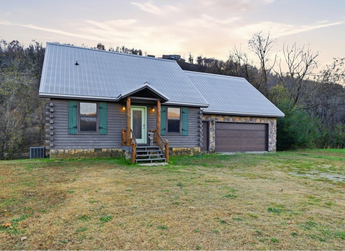 WHITE RIVER ESTATES - Residential